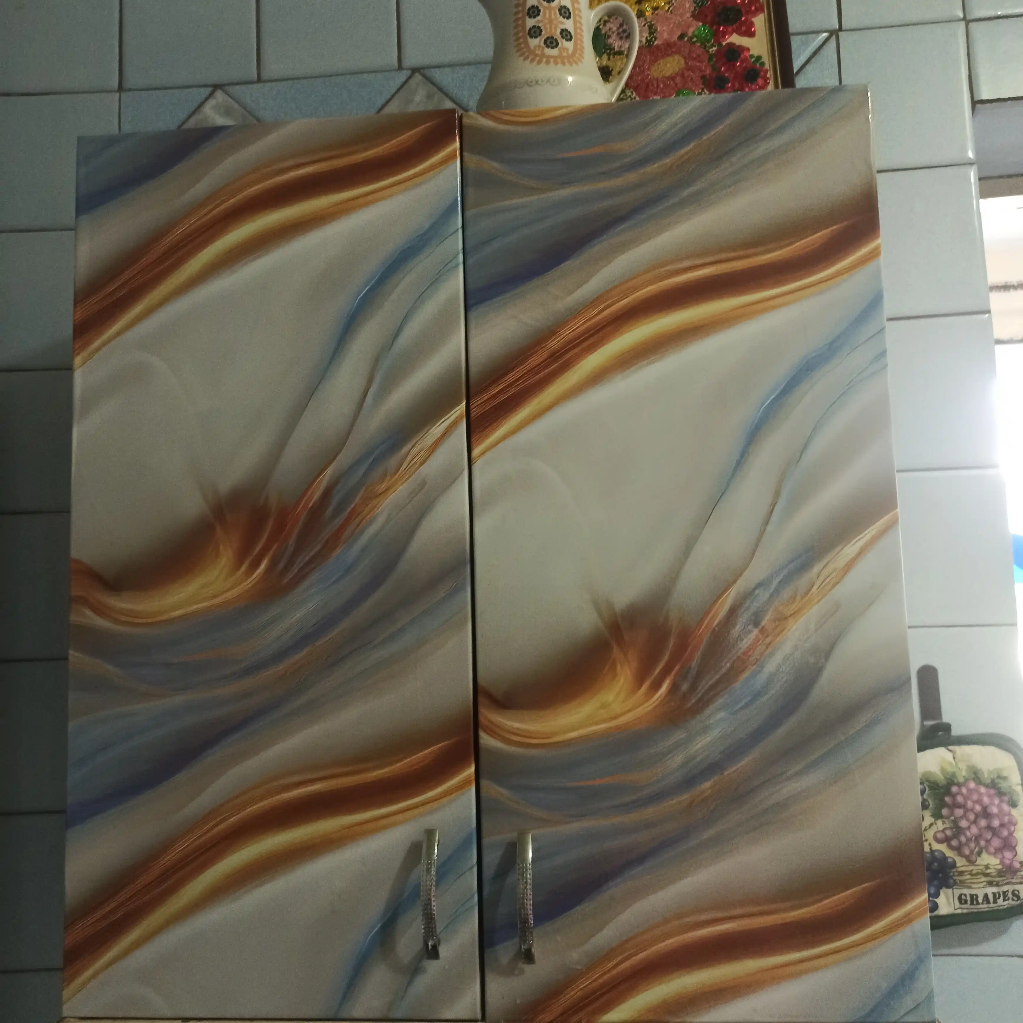 O‘z-o‘zidan yopishadigan PVX plyonka, mebel va devor uchun, namga chidamli, 60×100 sm