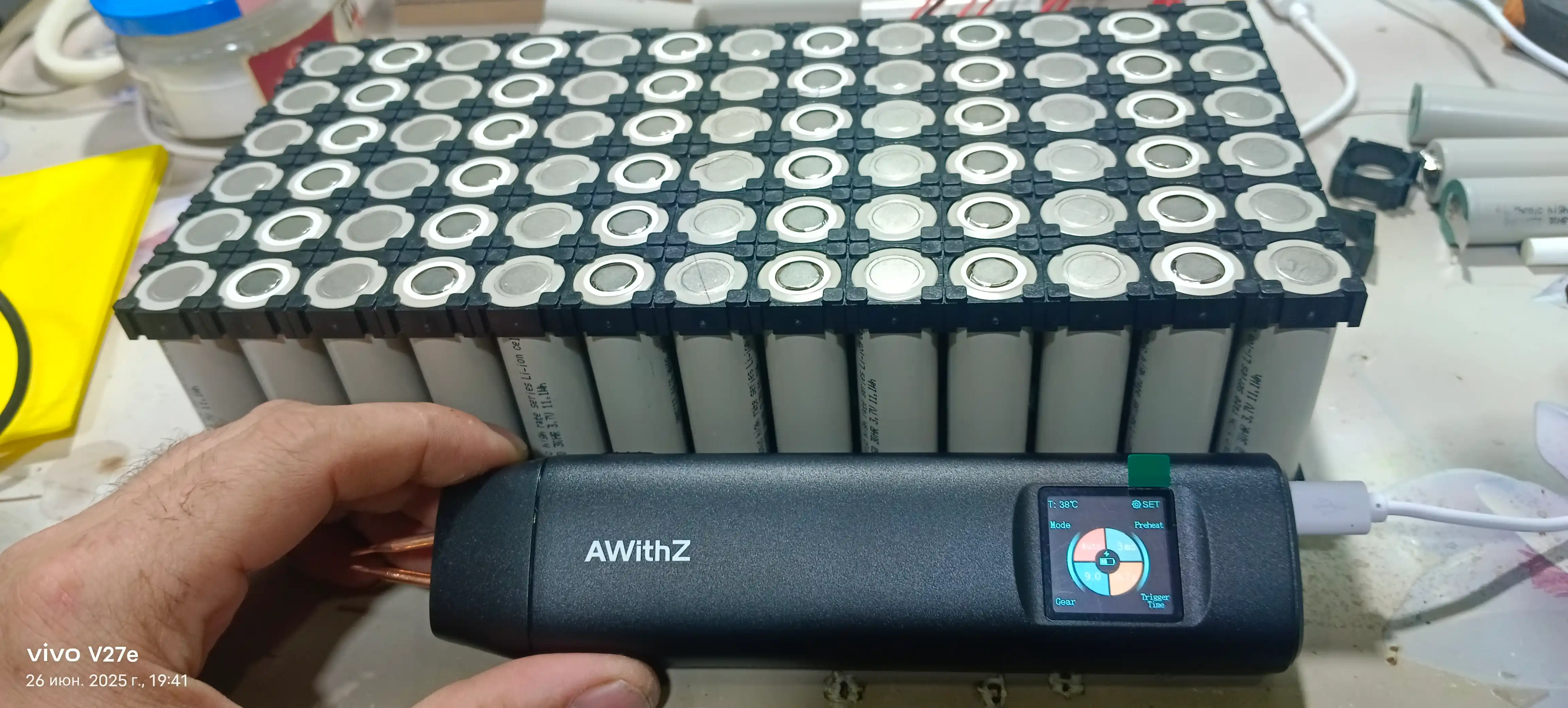 AWithZ H2 Rangli ekranli portativ nuqtali kavsharlagich