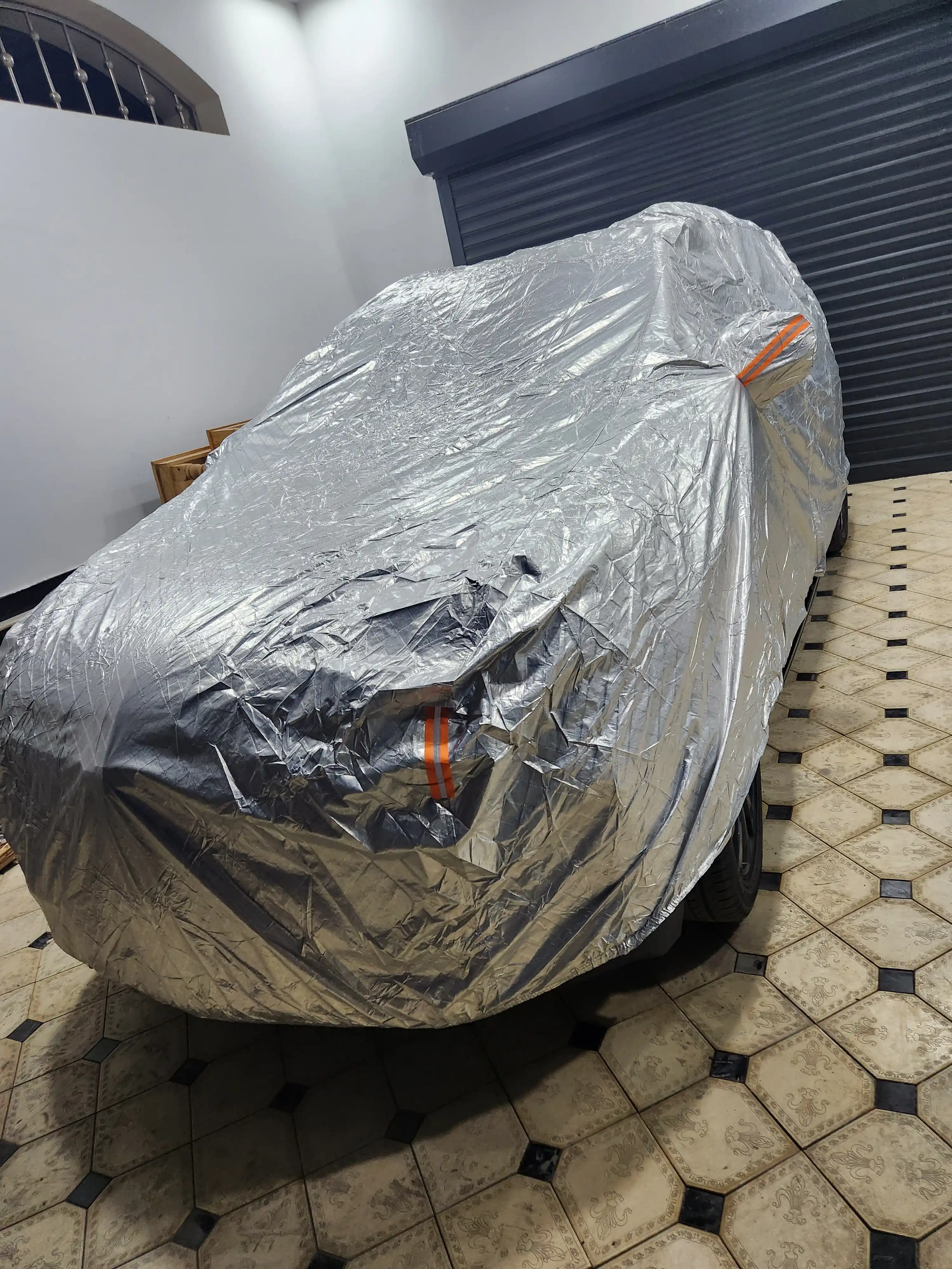 TENT bostirmasi uchun barcha mavsumlarga mos keladigan universal suv o‘tkazmaydigan himoya g‘ilofi