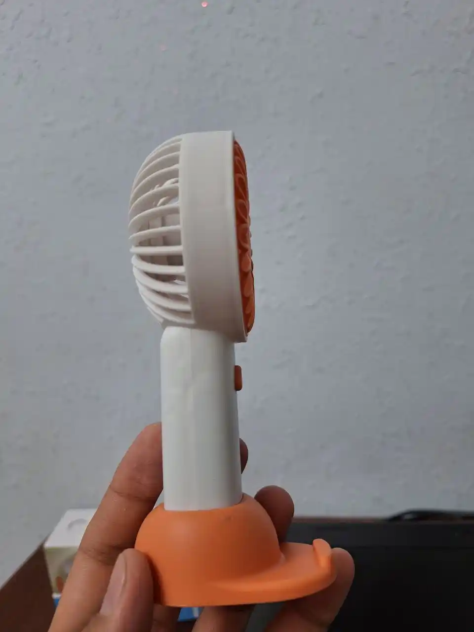 Mini ventilyator USB quvvatlash va telefon ushlagich, 2 tasi 1 da LED