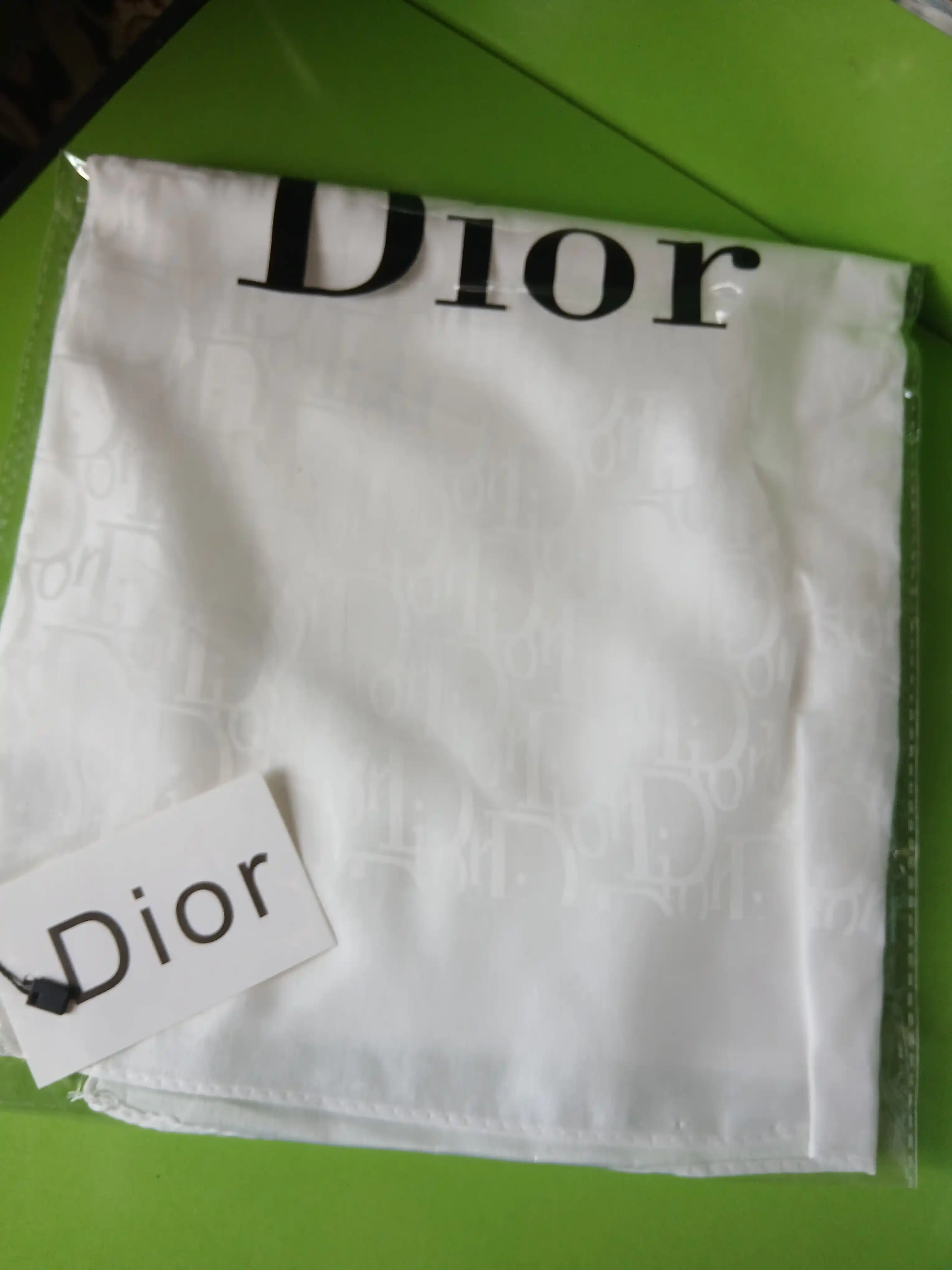 DIOR ipak ro'mol, sharf, hijob 95x95 sm
