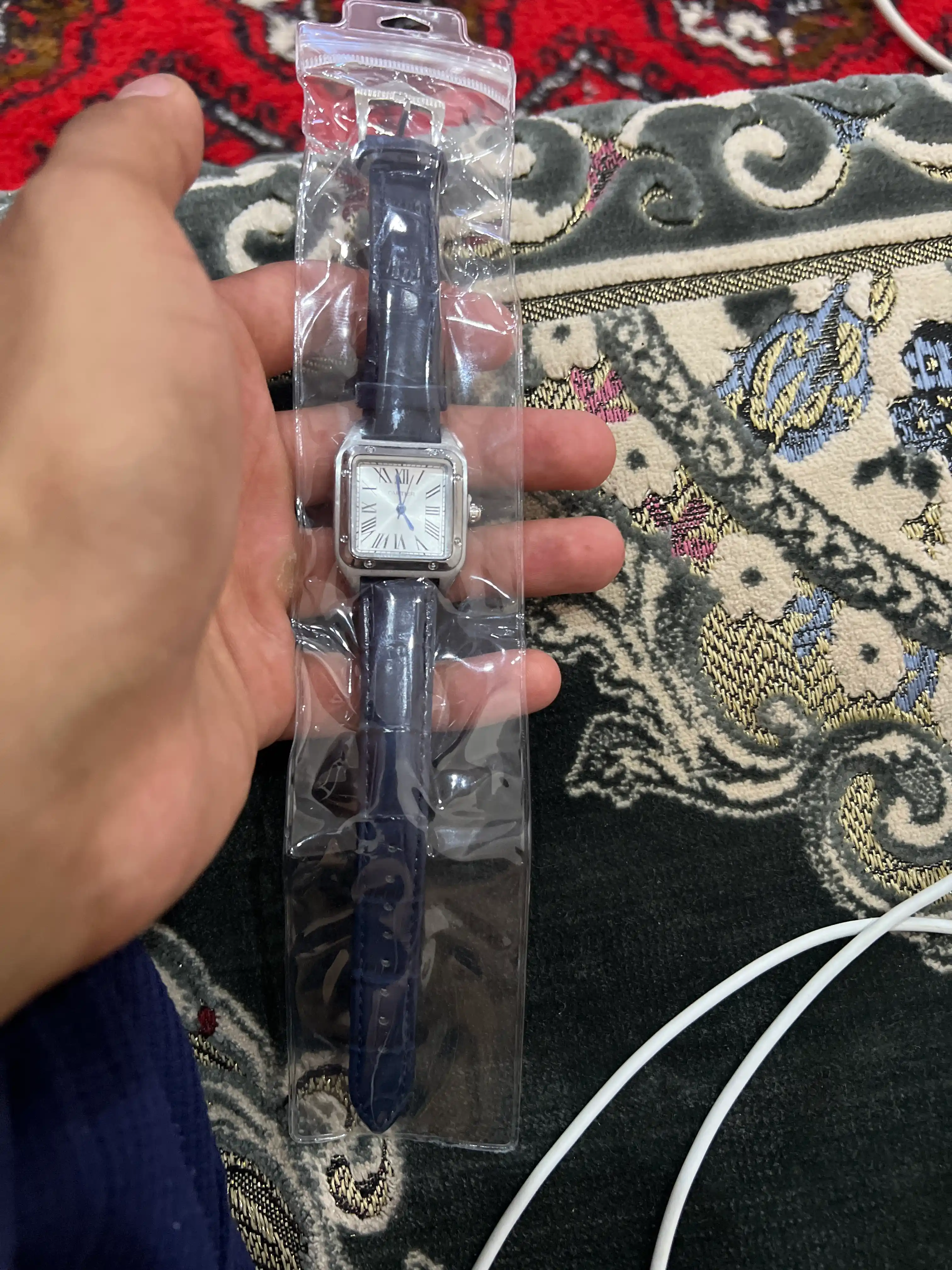 Erkaklar va ayollar qo'l soati, 5 xil uslubda