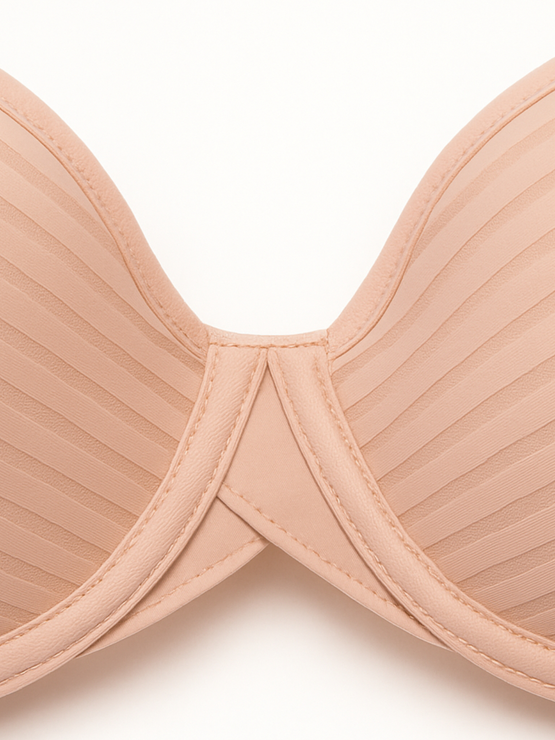 Joja bir vaqtning ozida ikkita xorozni soradi Porno yosh sperma