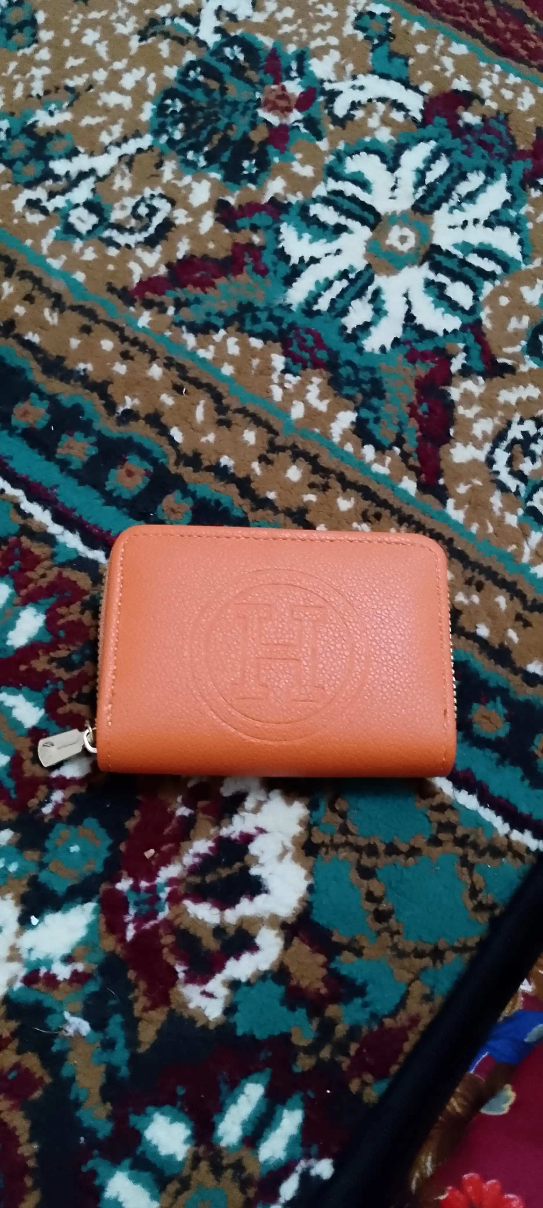 Universal mini hamyon, 11 ta bo'lim, RFID skanerlashdan himoya qilish