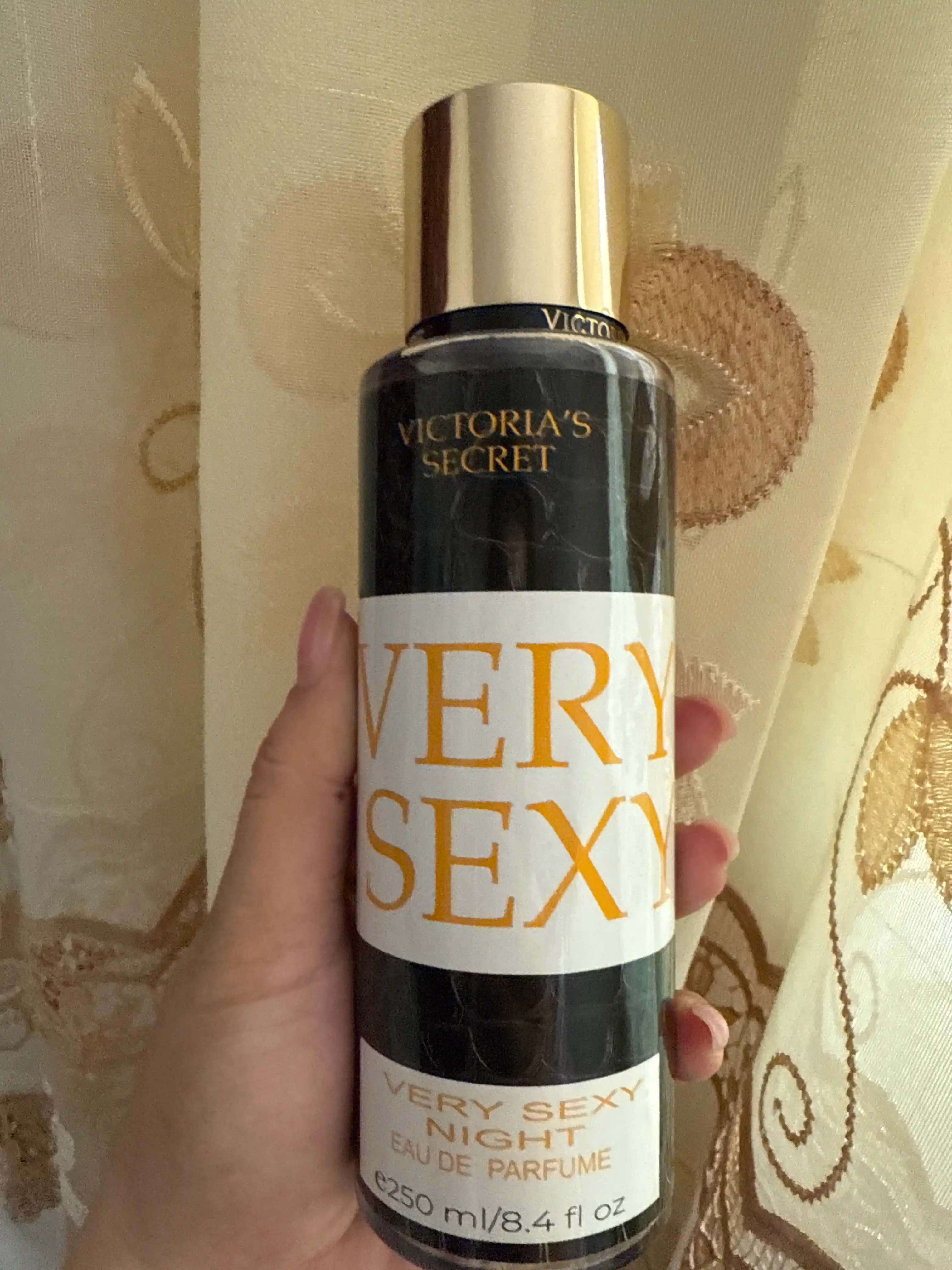 Sprey Victoria Secret Aqua kiss, Tempatation, Shimmer mist, 250 ml