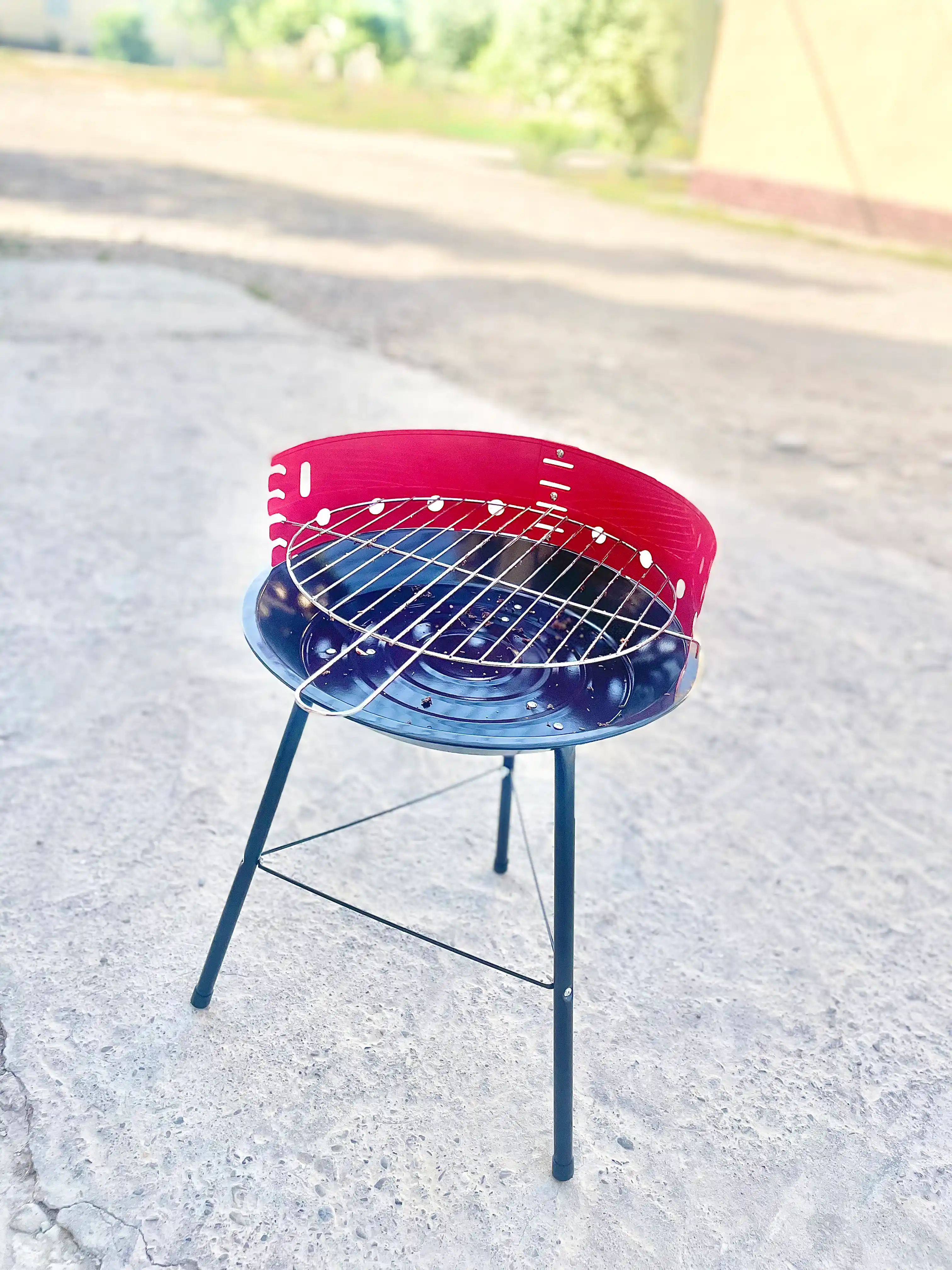 Mangal-barbekyu BoyScout, diametri 35.5 sm, balandligi 53 sm