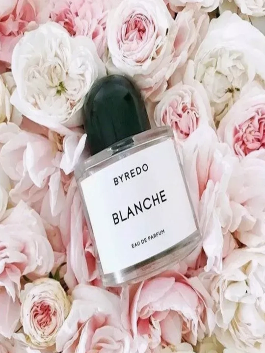 Parfyumlangan suv Bayredo Blanche, 100 ml