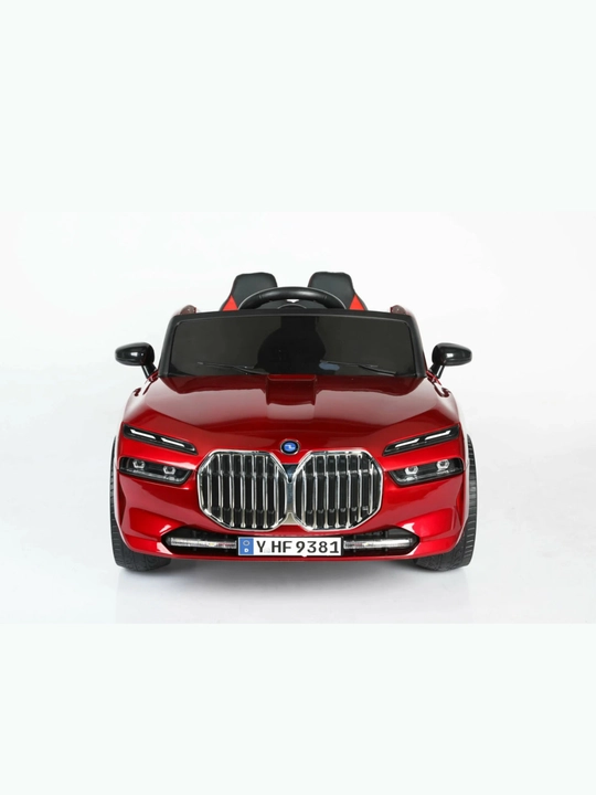 Bolalar elektromobili, radio orqali boshqariladigan pult bilan