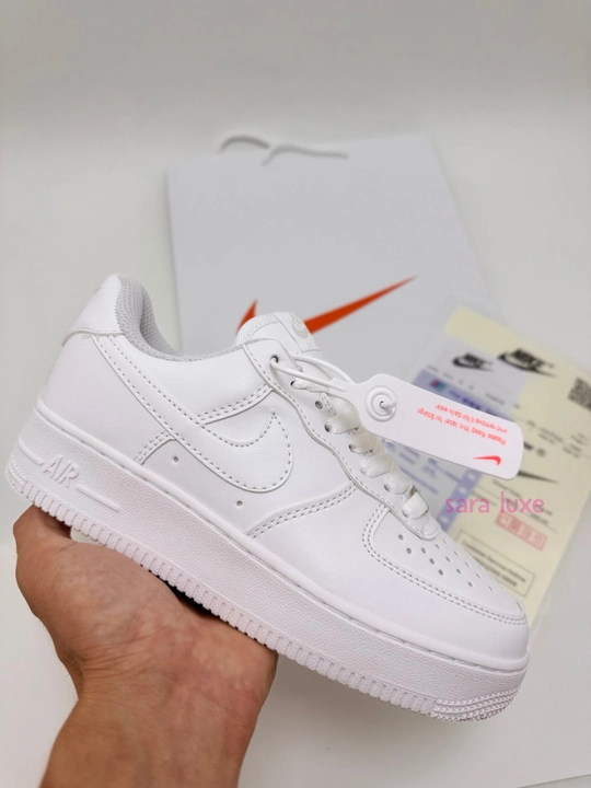 Nike Air Force 1 Classic – Oq rangli universal krossovkalar karobka hujjatlari bilan - 