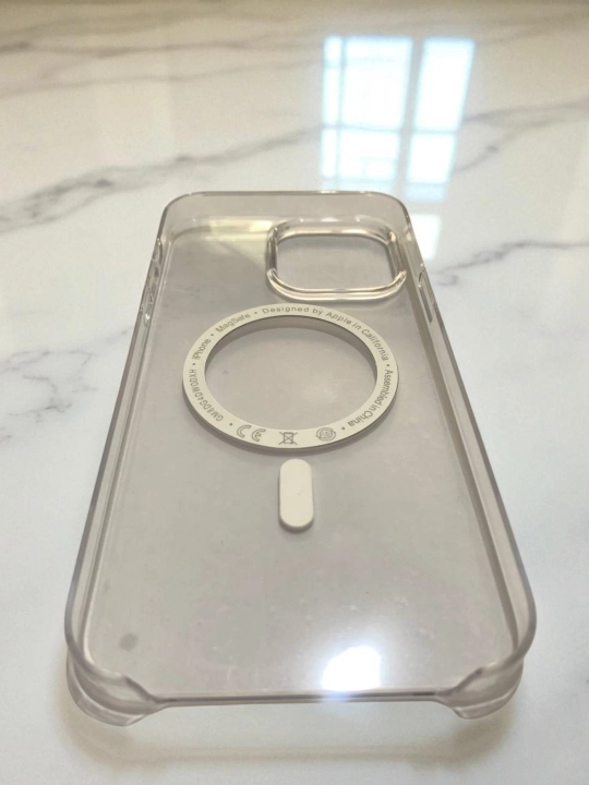 Apple iPhone 13 pro Max uchun Mag Safe funksiyali shaffof silikon gilof