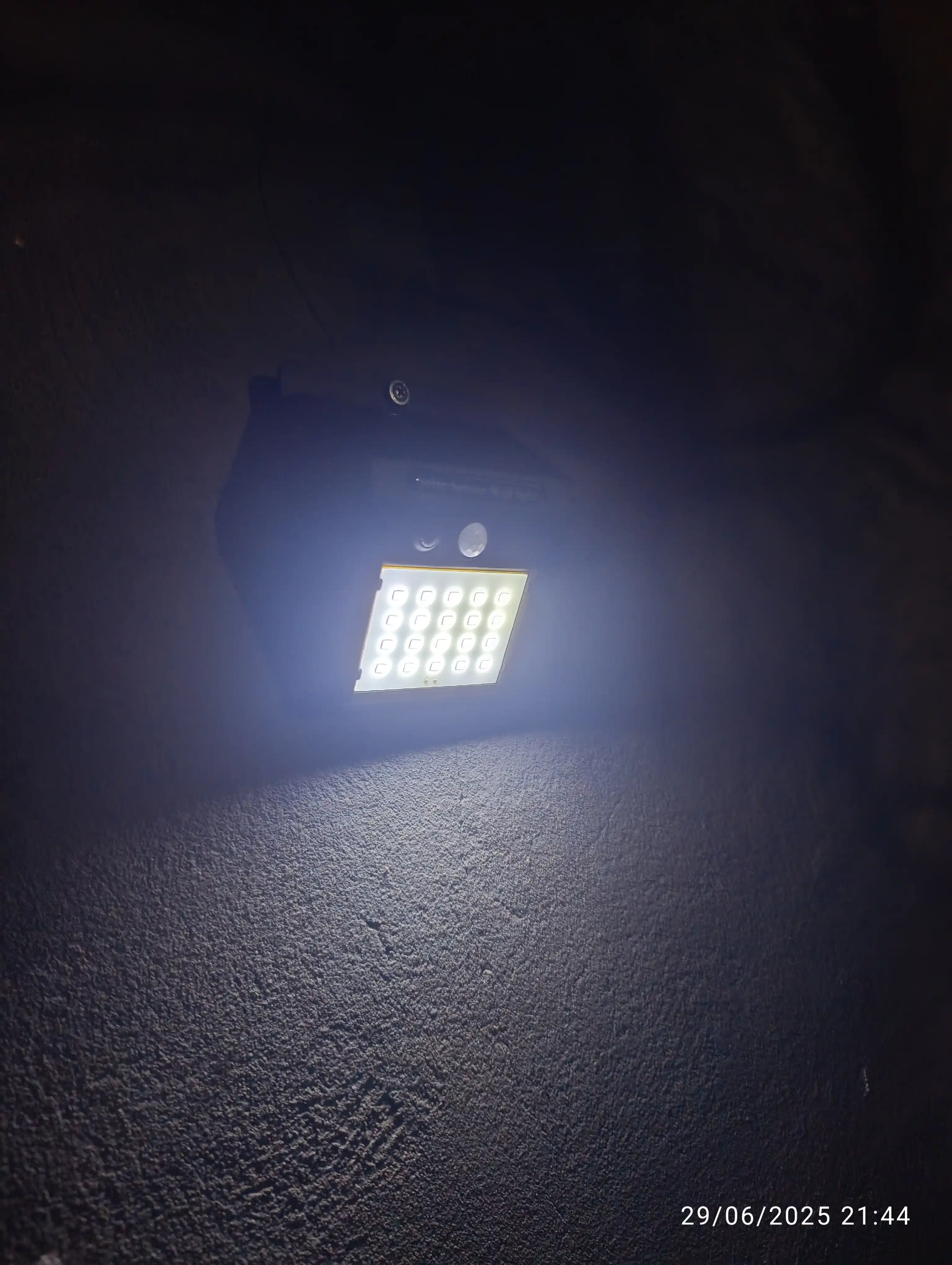LED уличный фонарь, на солнечной энергии, с датчиком движения, светодиод 20