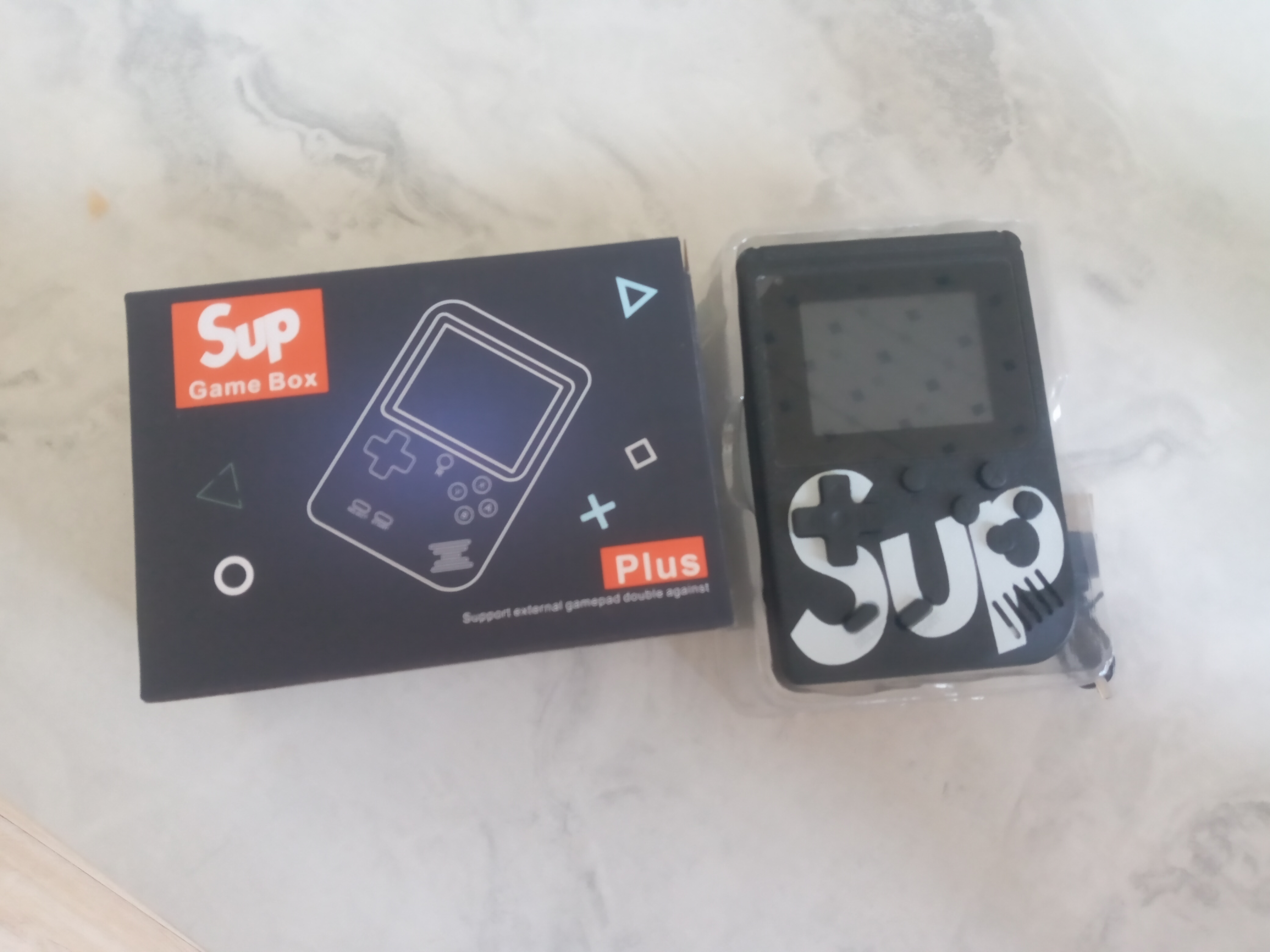 Игровая приставка Sup Game Box, портативная карманная консоль