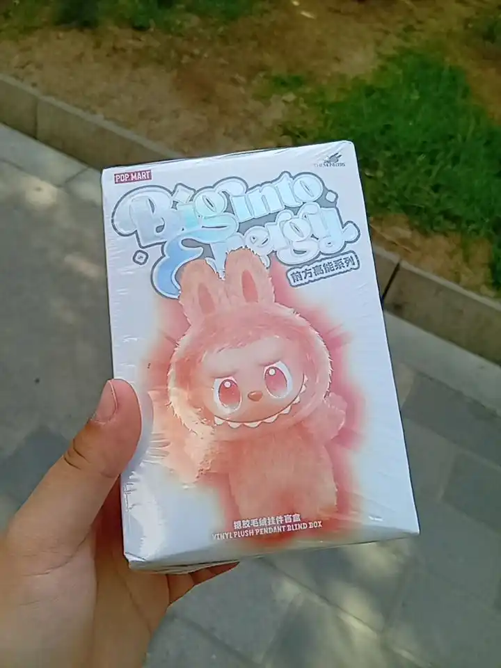 Labubu 1:1 POP MART kolleksion figurchasi "The Monsters Big into Energy" 1 dona, tasodifiy