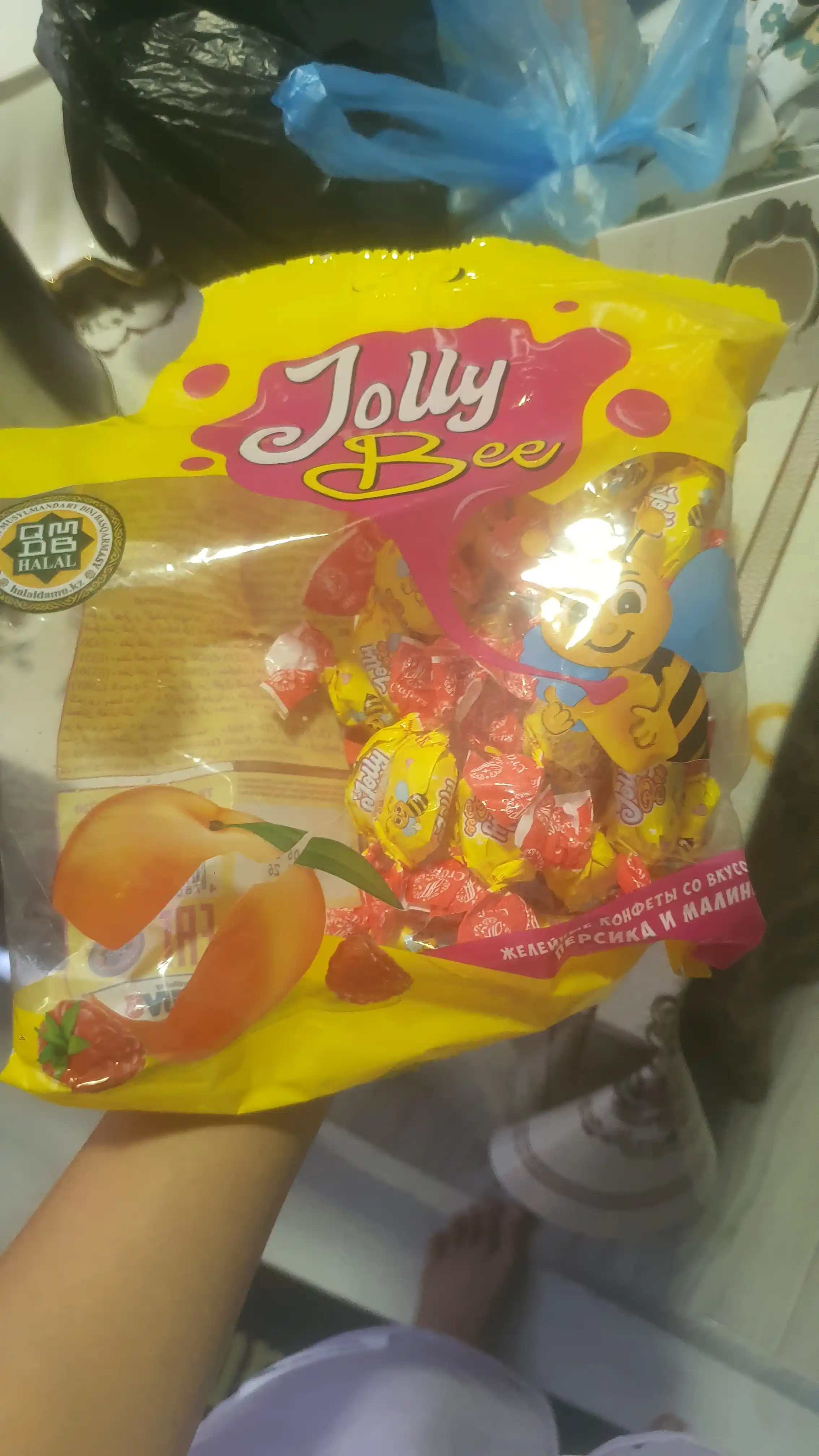 Jeleli konfetlar Jolly Bee shaftoli-malina ta'mli, 500 g