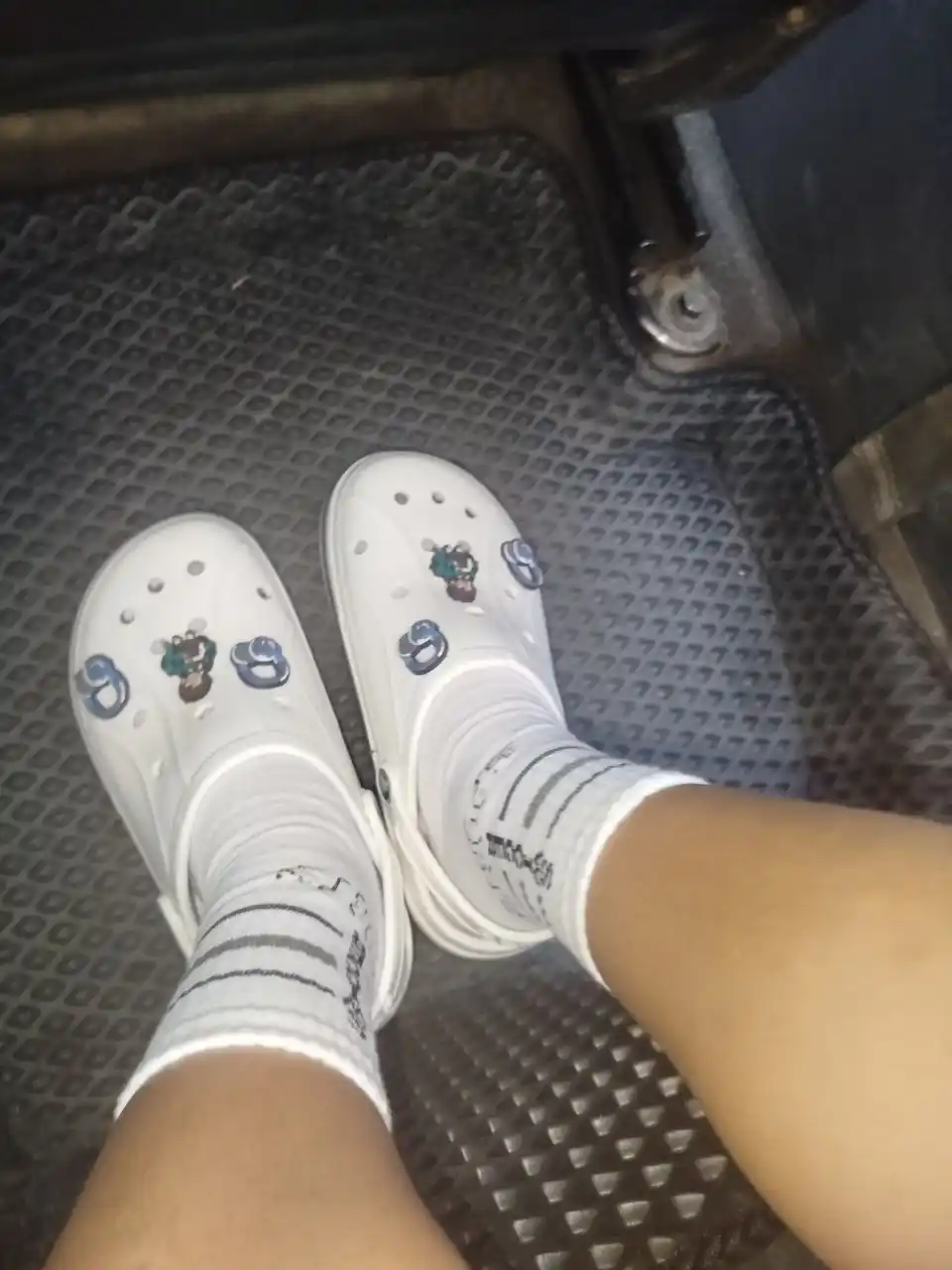 Crocs, qulay, erkaklar va ayollar uchun yozgi shippaklar