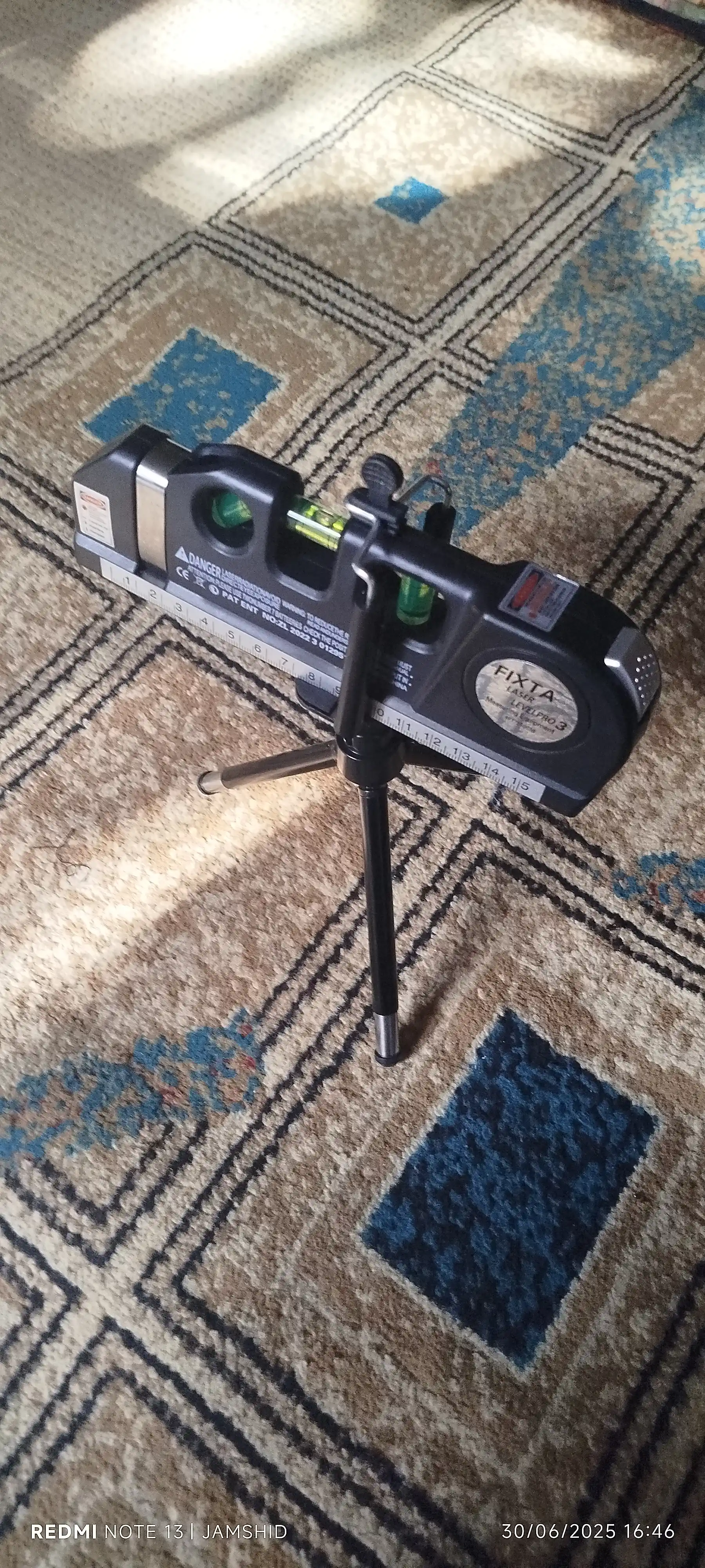 4 ta 1, lazerli o‘lchash asbobi, darajali chizg‘ich