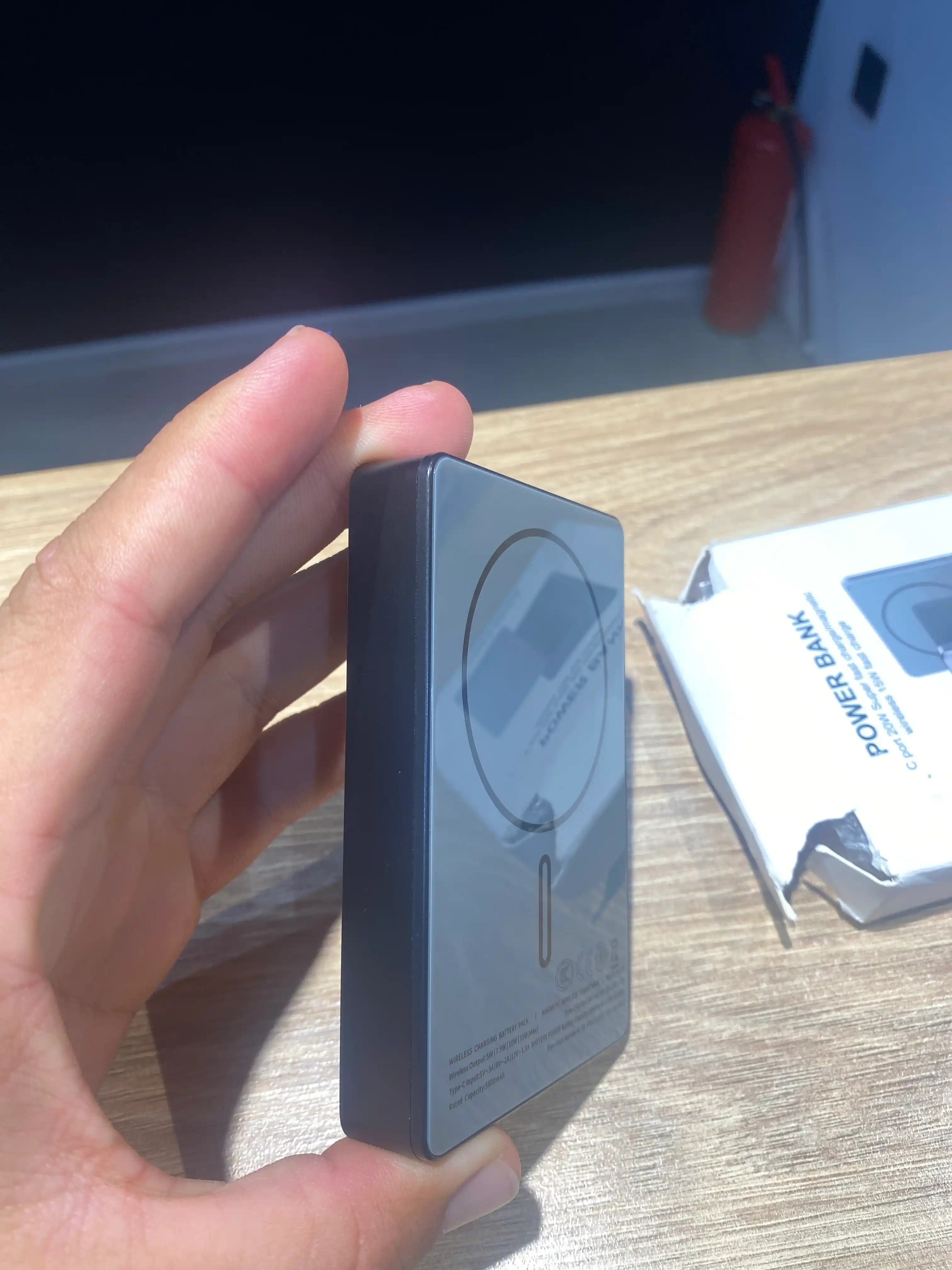Tashqi akkumulyator Power Bank Premiunm MagSafe, 5000 va 10000 mA/s