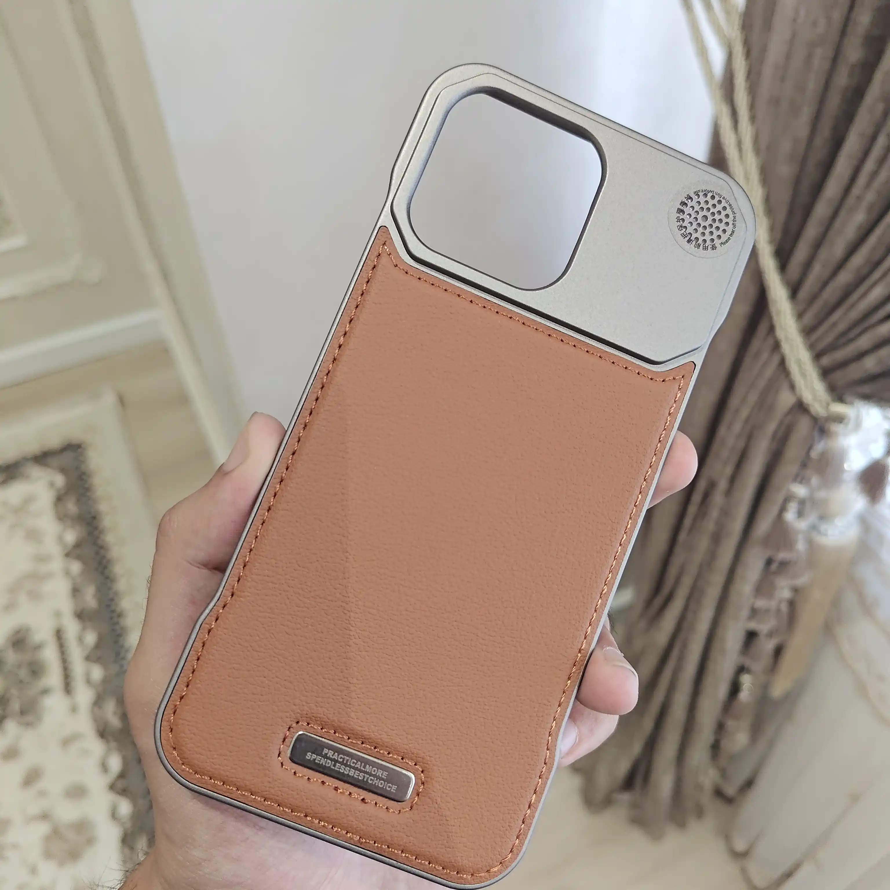 Кожаный пластиковый чехол с для iPhone 11, 12, 13, 14, 15, 16, 17 Pro/Max