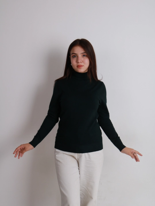 Ayollar vodolazka-amerikanka – angora
