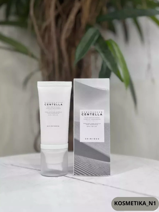 Солнцезащитный крем с центеллой SPF 50+ Skin1004 Madagascar Centella SPF50+ PA++++, 50 мл - 