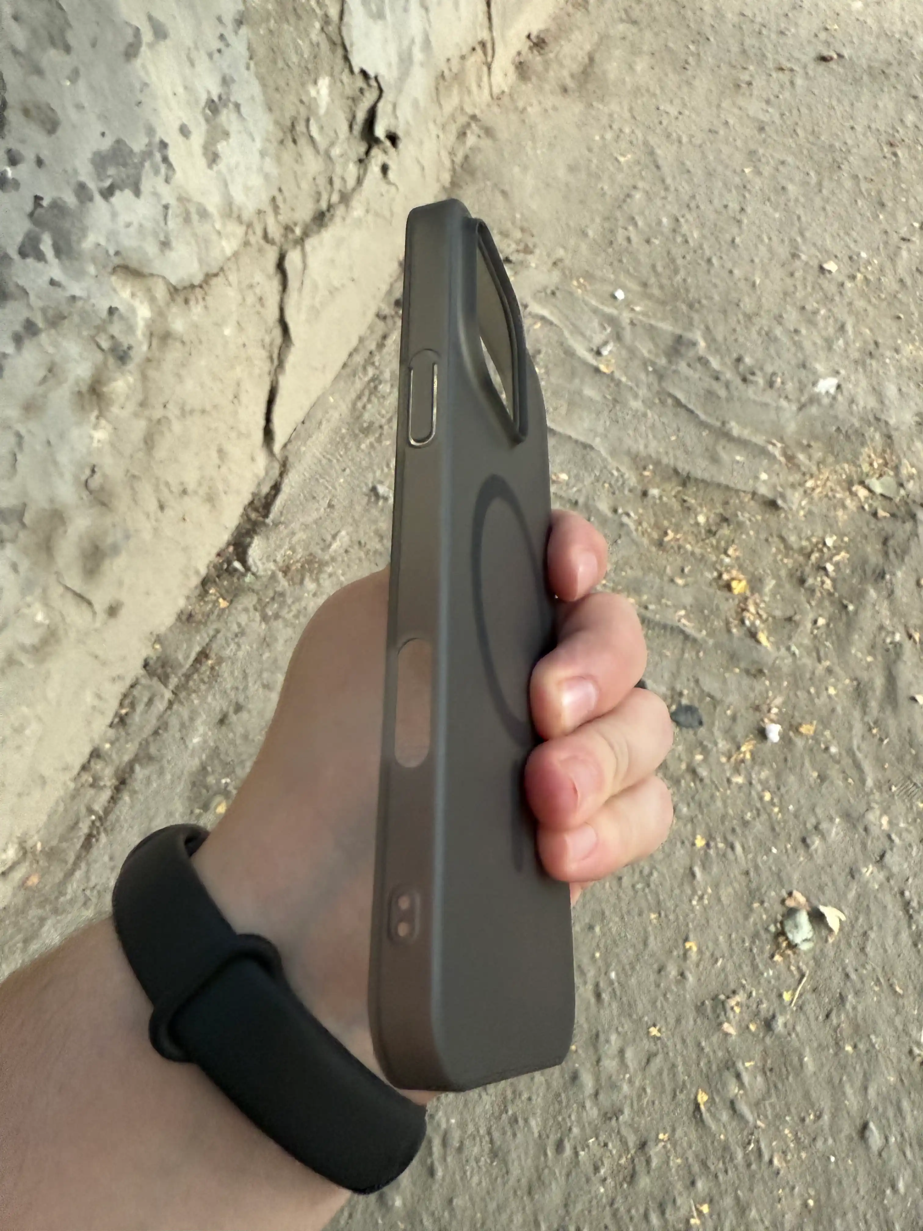 Матовый чехол с MagSafe и открытыми краями для iPhone 11/12/13/14/15/16/Pro/Pro Max