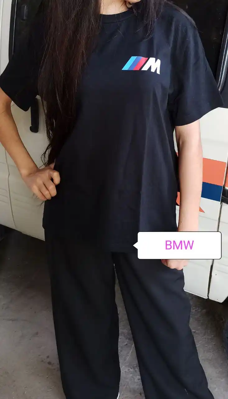 Erkaklar futbolkasi BMW M5 F90 print bilan, 100% paxta