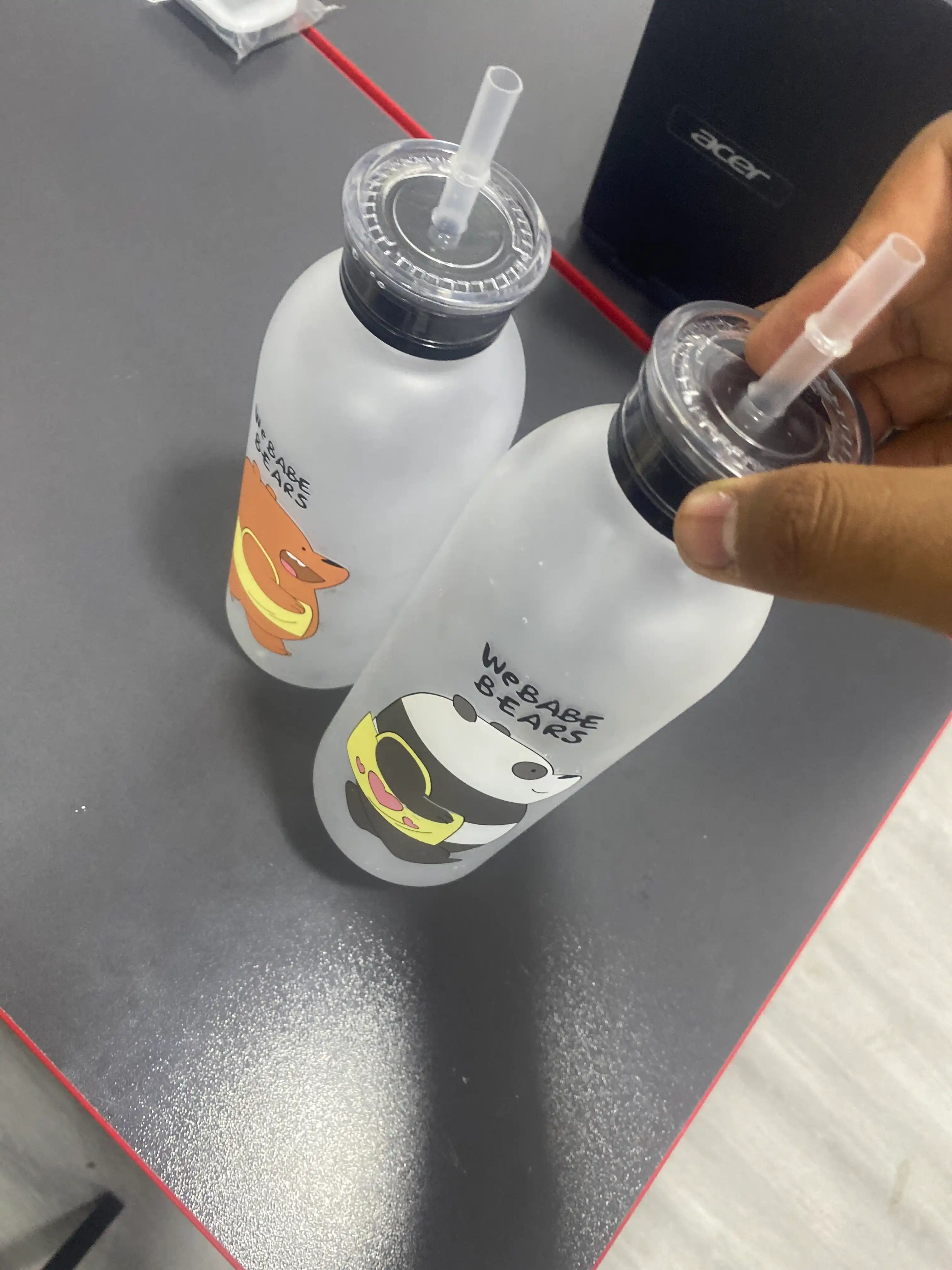 Mat plastikdan tayyorlangan ayiqli rasmli shisha, 1000 ml
