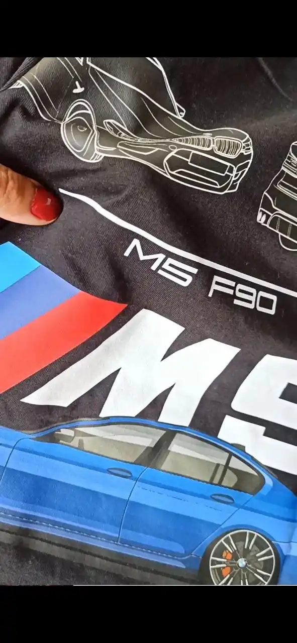 Erkaklar futbolkasi BMW M5 F90 print bilan, 100% paxta