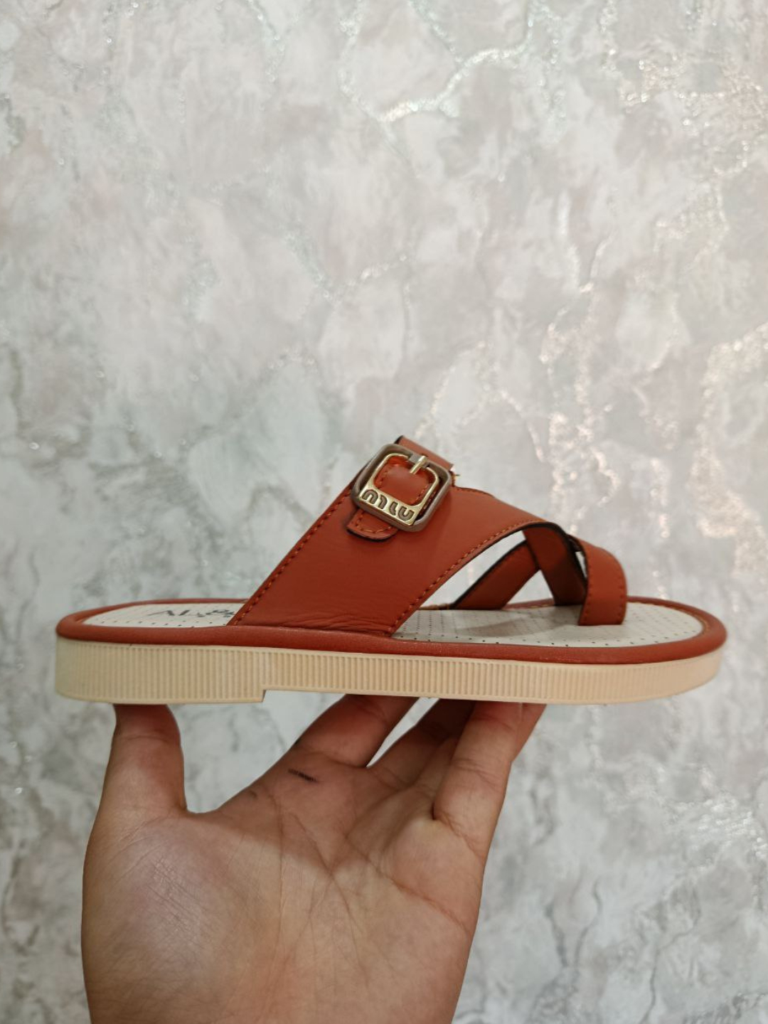 Rus ayol hammaga beradi