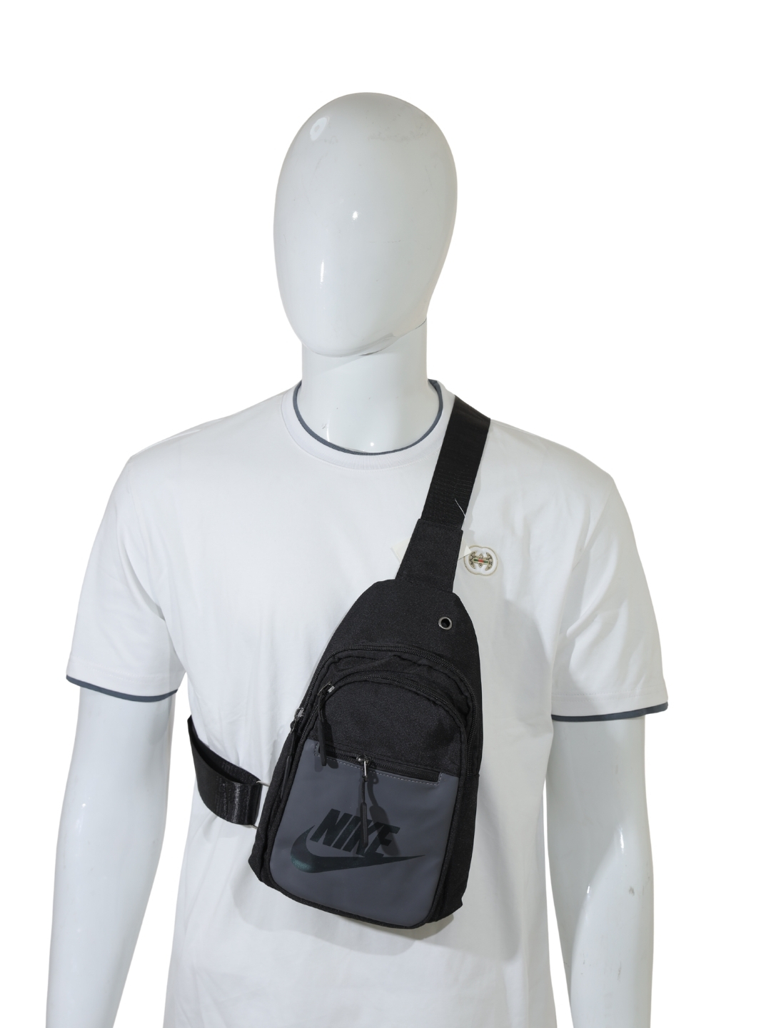 Qarzlar uchun dugonamning onasini qattiq sikishdi.