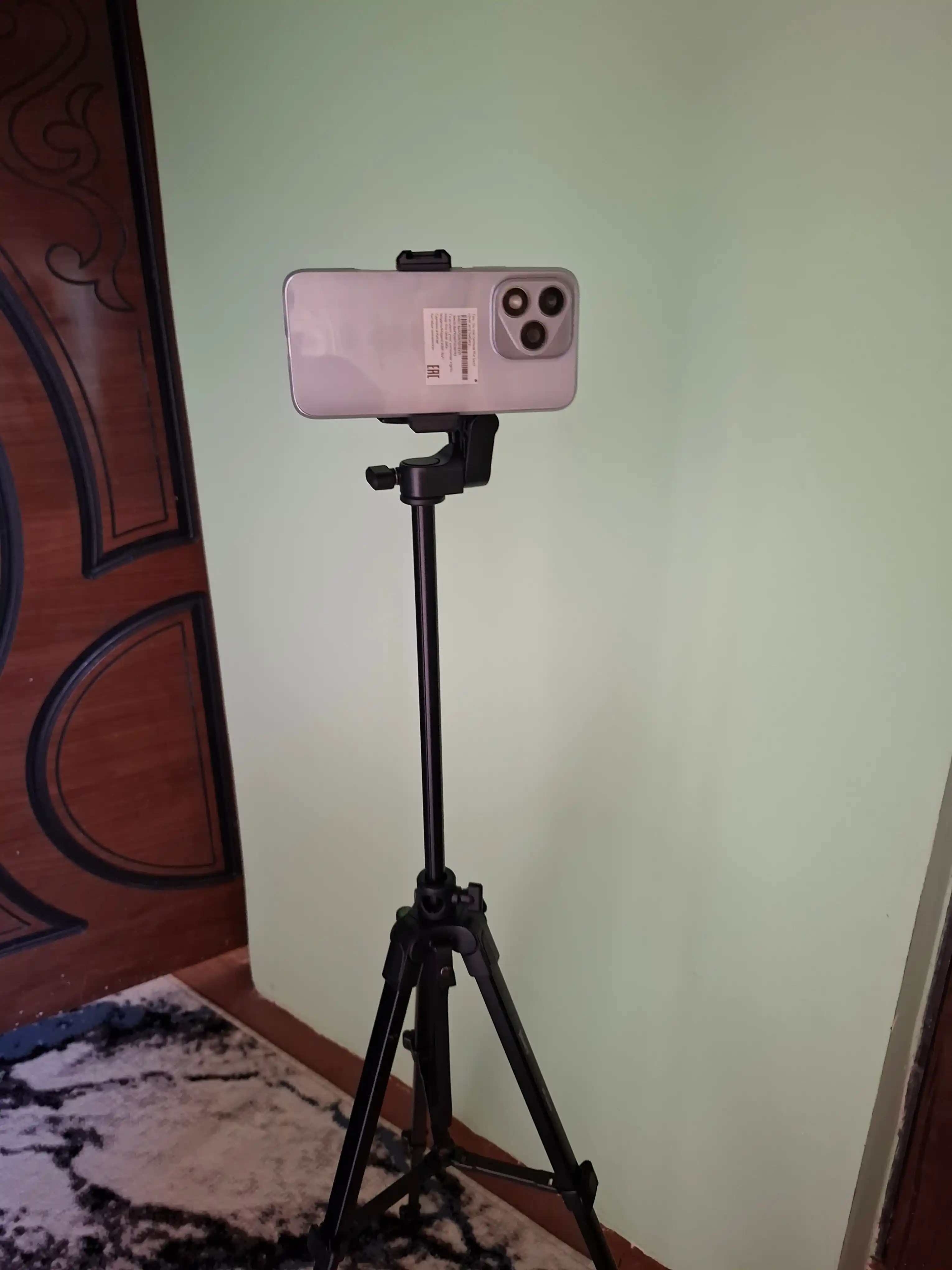 Штатив Jmary kp 2209 с держателем для телефона и фотоаппарата