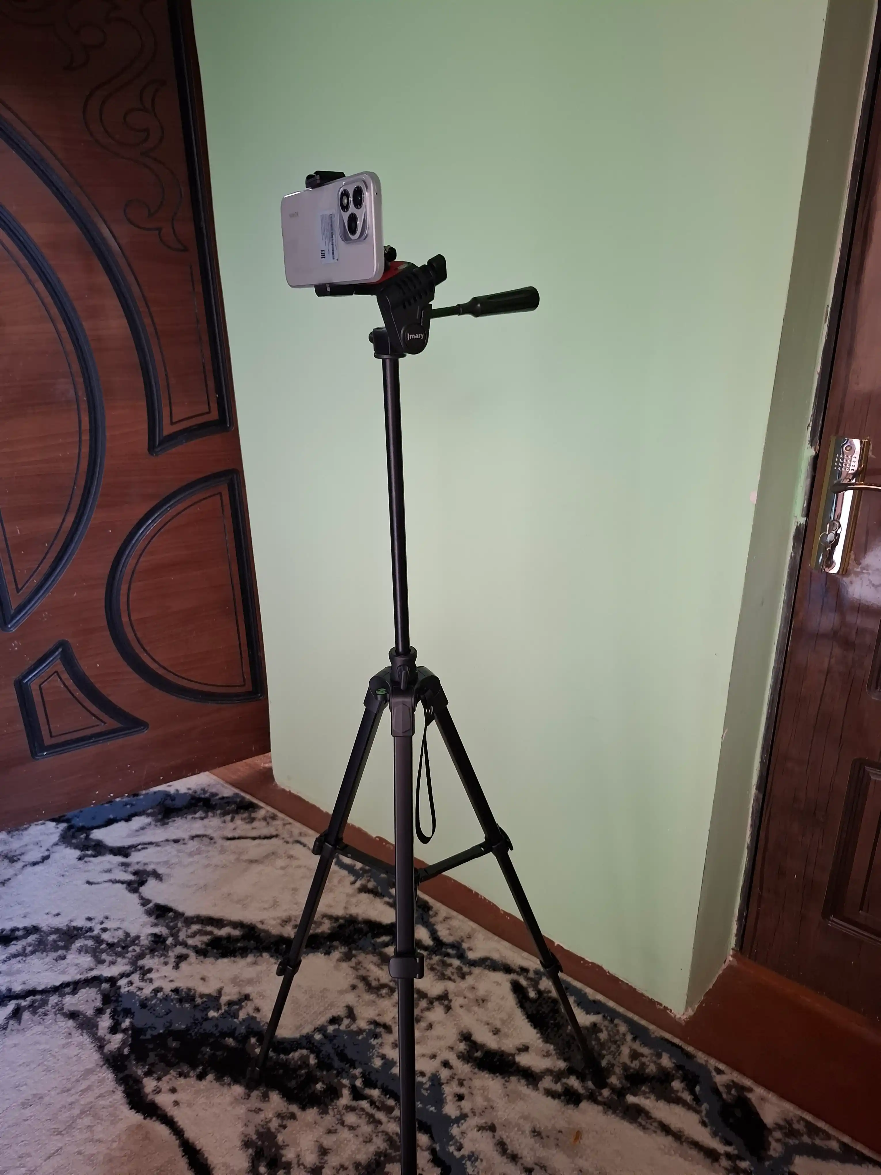 Штатив Jmary kp 2209 с держателем для телефона и фотоаппарата