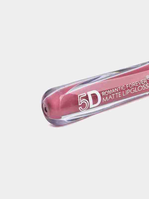 Ona qizi bilan janob Vudmen bilan porno kastingga keldi. Zoya Berber yalangoch jinsiy aloqa video