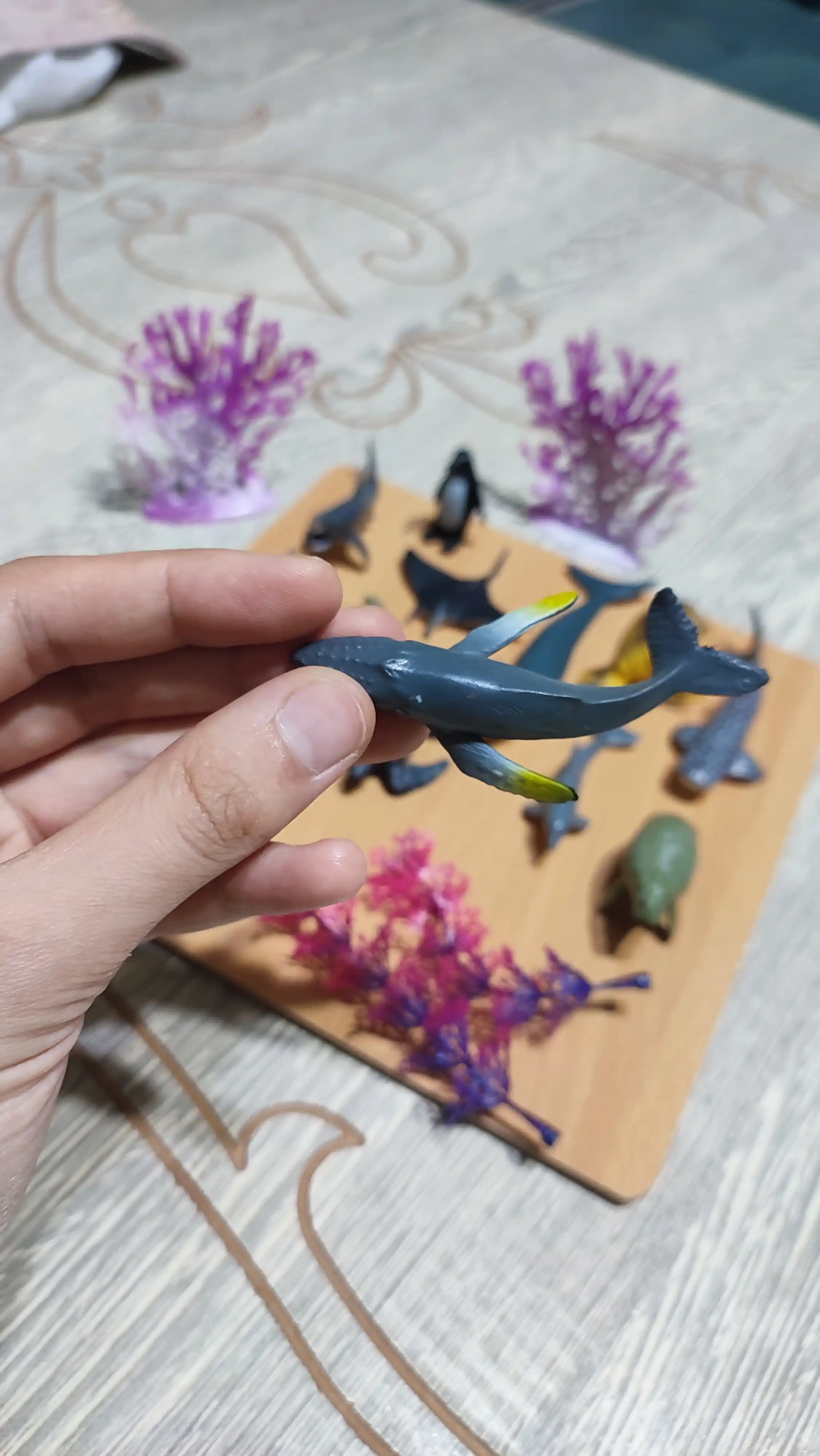 Игровой набор морских животных, 12 фигурок для детских сюжетных игр и 4 коралла в подарок