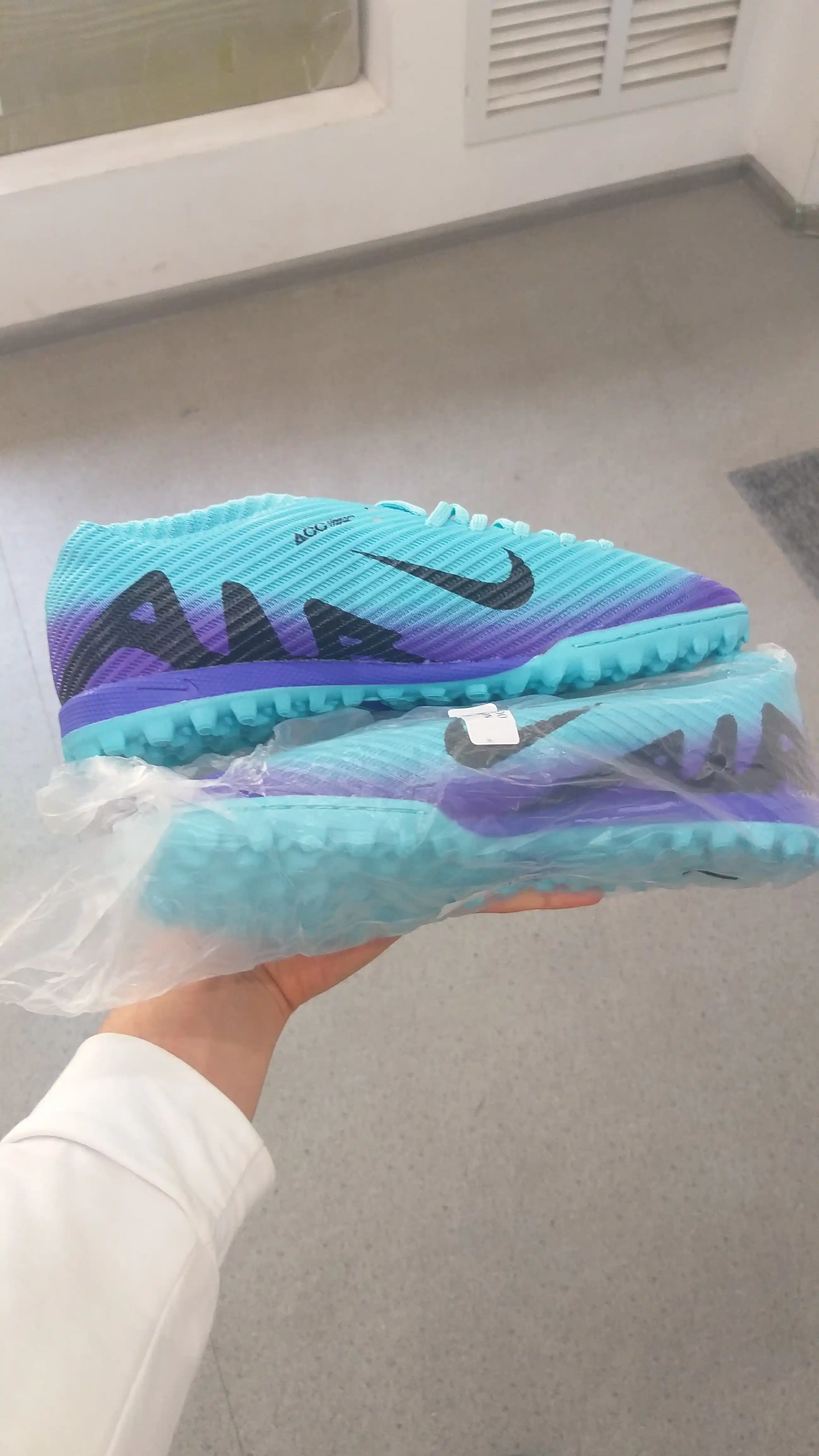Футбольные бутсы Air Zoom, сороконожки, с манжетом и Полуманжеты, яркие цвета