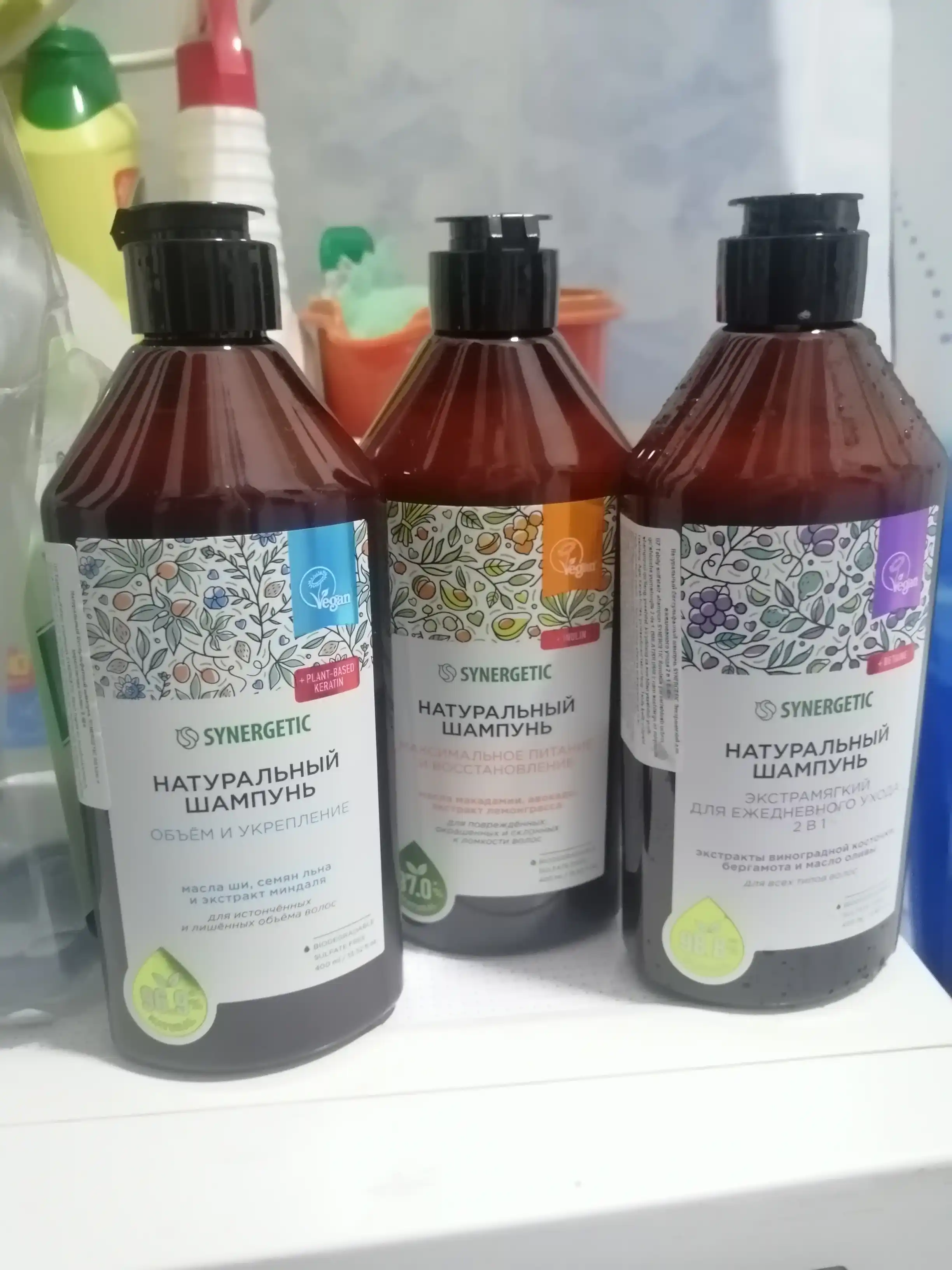 Sulfatsiz shampun SYNERGETIC "Soch hajmini va mustahkamlovchi", 400 ml