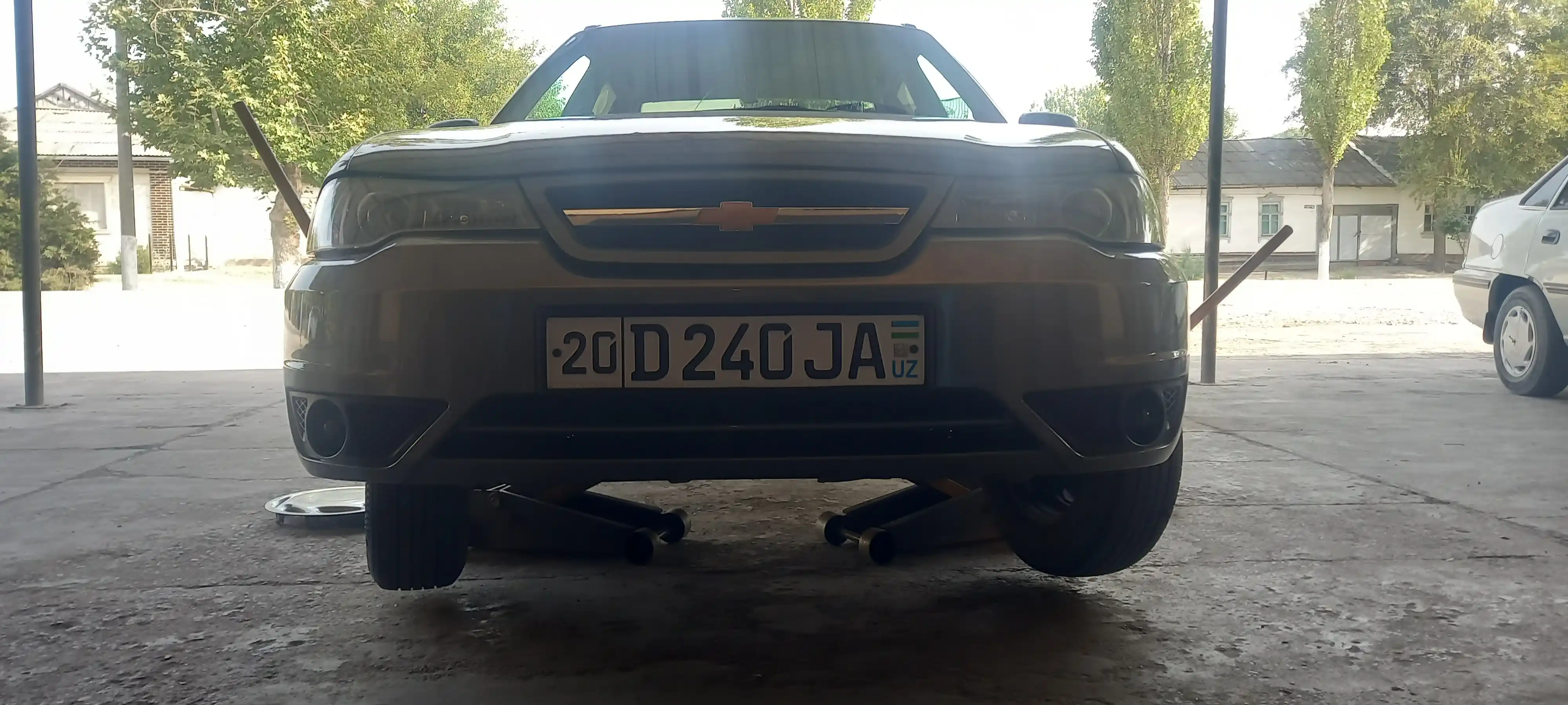 Amortizator oldi Nexia Kendo komplekt 1, о'ng+1 сhap, gaz/moy