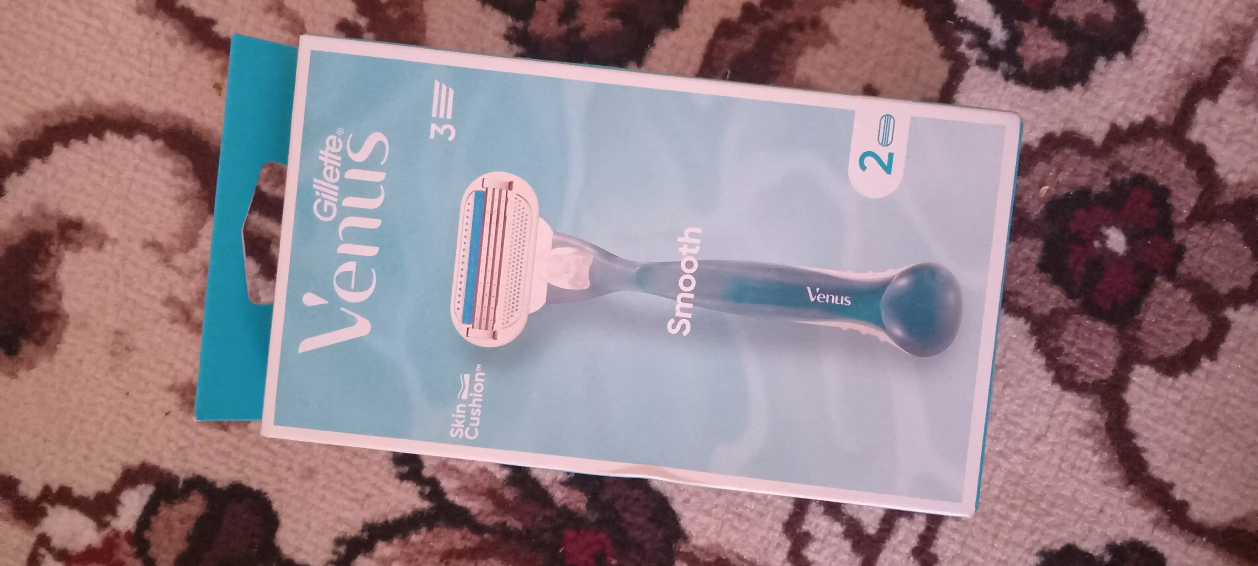 Женская бритва Venus Smooth, с 2 сменными кассетами