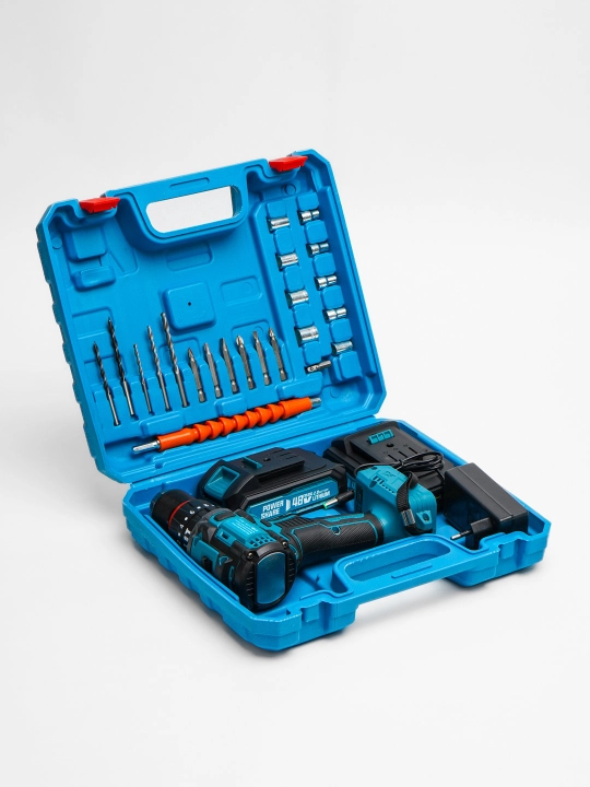 Professional shurupovert, MAKITA zarbli chotkasiz motor, 24 ta buyum, akkumulyatorli, 2 ta