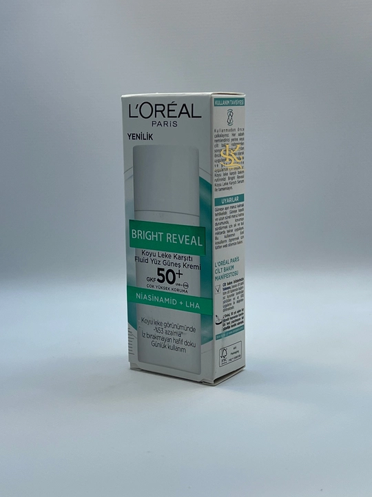 Крем для лица с SPF, легкая формула с витамином C, против пигментных пятен-Bright Reveal, 50 мл