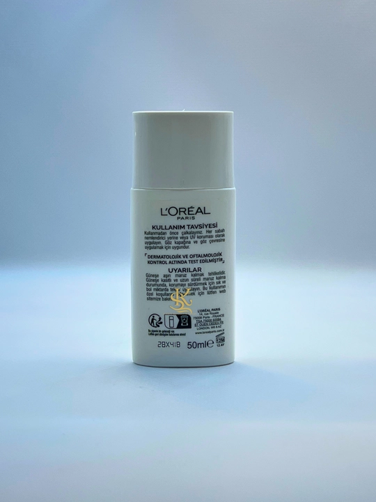 Крем для лица с SPF, легкая формула с витамином C, против пигментных пятен-Bright Reveal, 50 мл