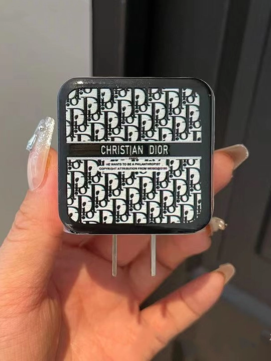 Zaryadchik chexol, iPhone zaryadka uchun g'ilof 18 Vt, 20 Vt