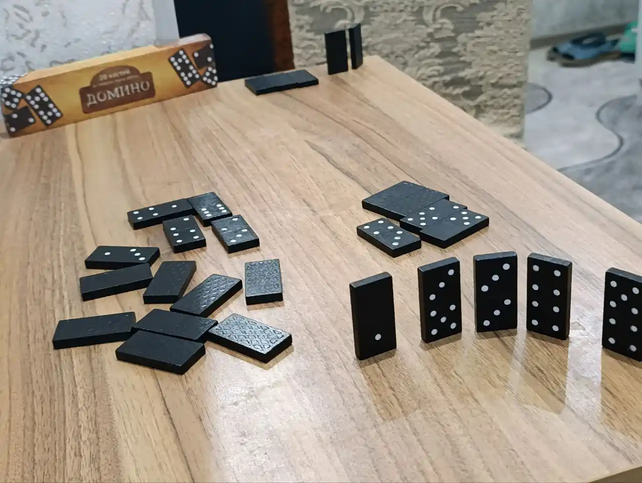 Domino stol o'yini. Klassik o'yin