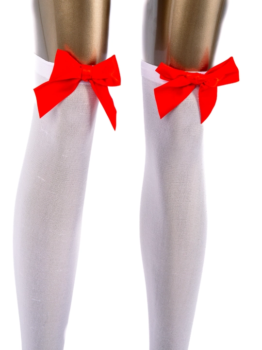 Ochiq ayollar kostyumi
