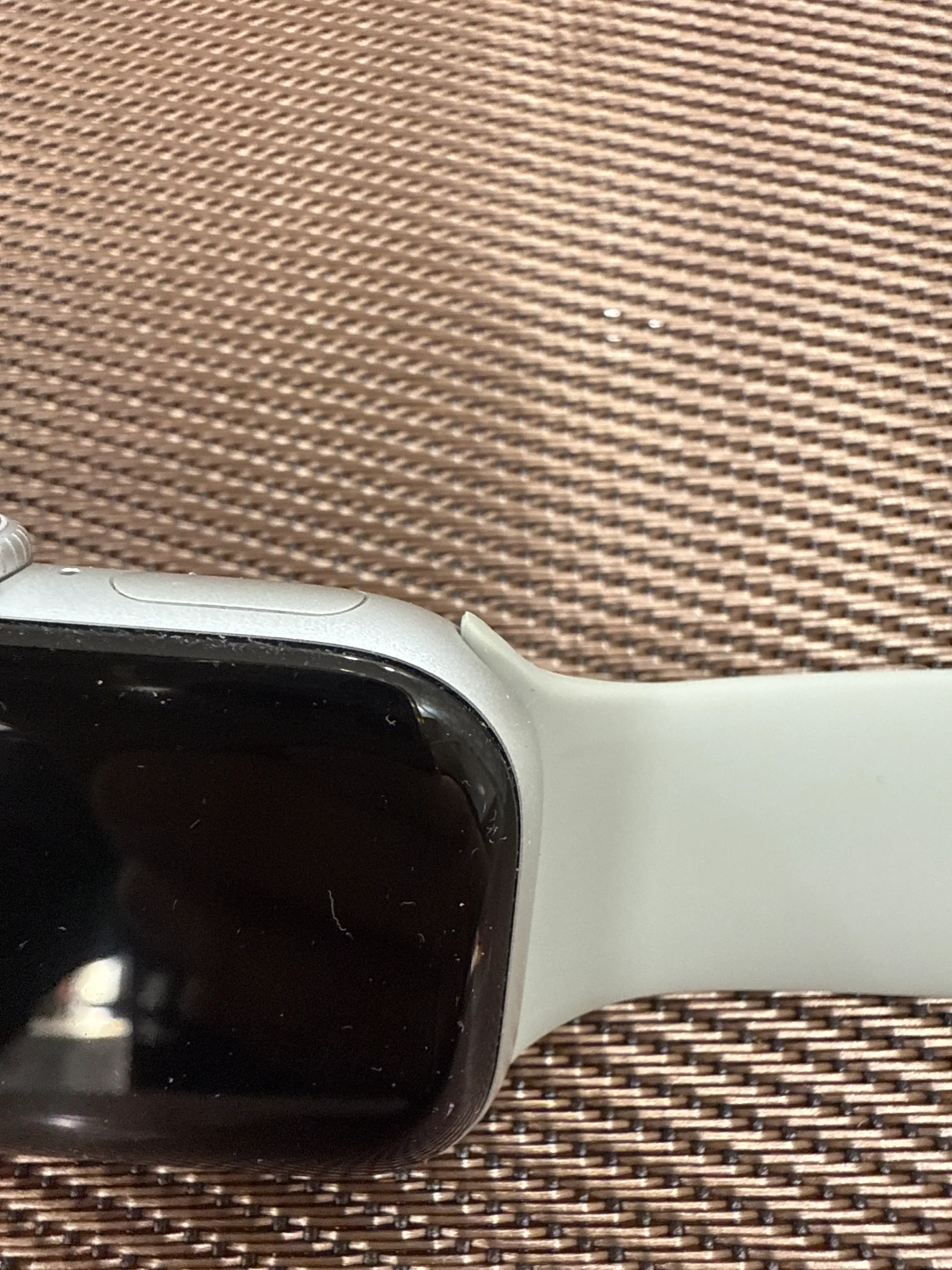 Ремешок силиконовый для Apple Watch 3, 4, 5, 6, 7, 8, SE и Ultra, 38, 40,42,44, 45, 49 мм