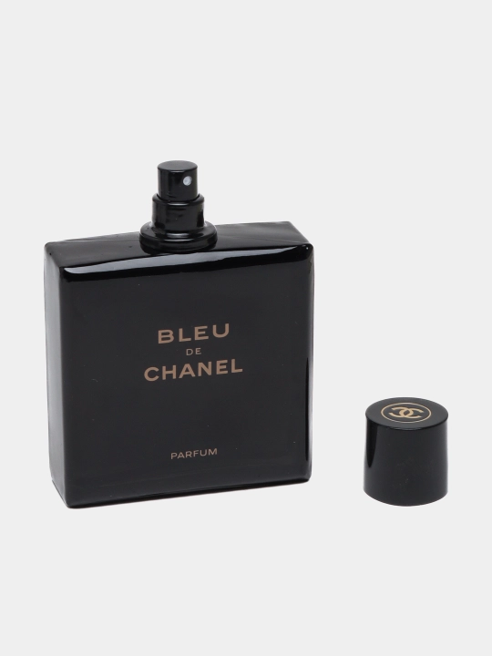 Erkaklar uchun parfyumlangan suv Blue De Chanel