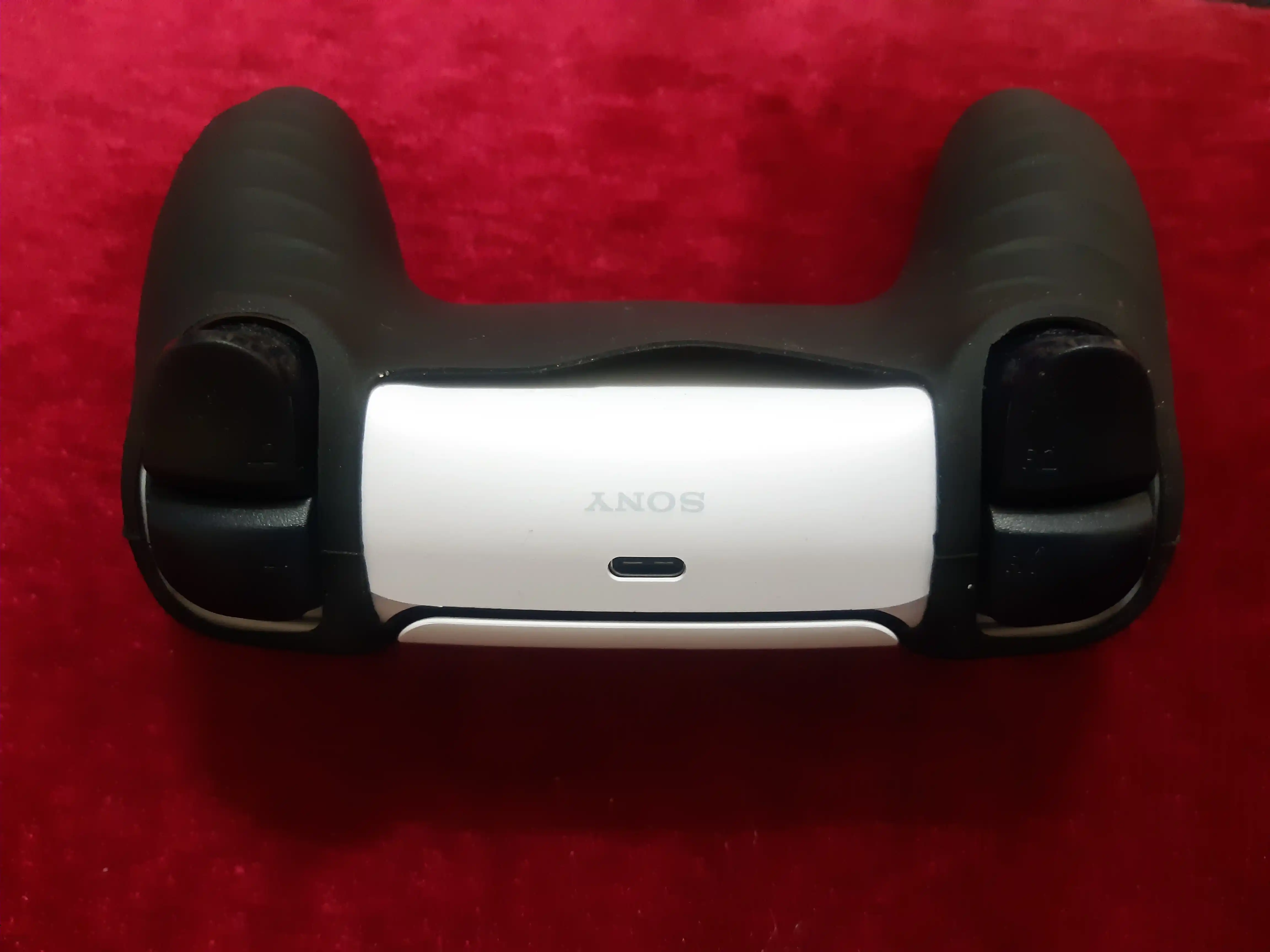 Защитный чехол для джойстика DualSense / DualShock / PS5 / PlayStation 5