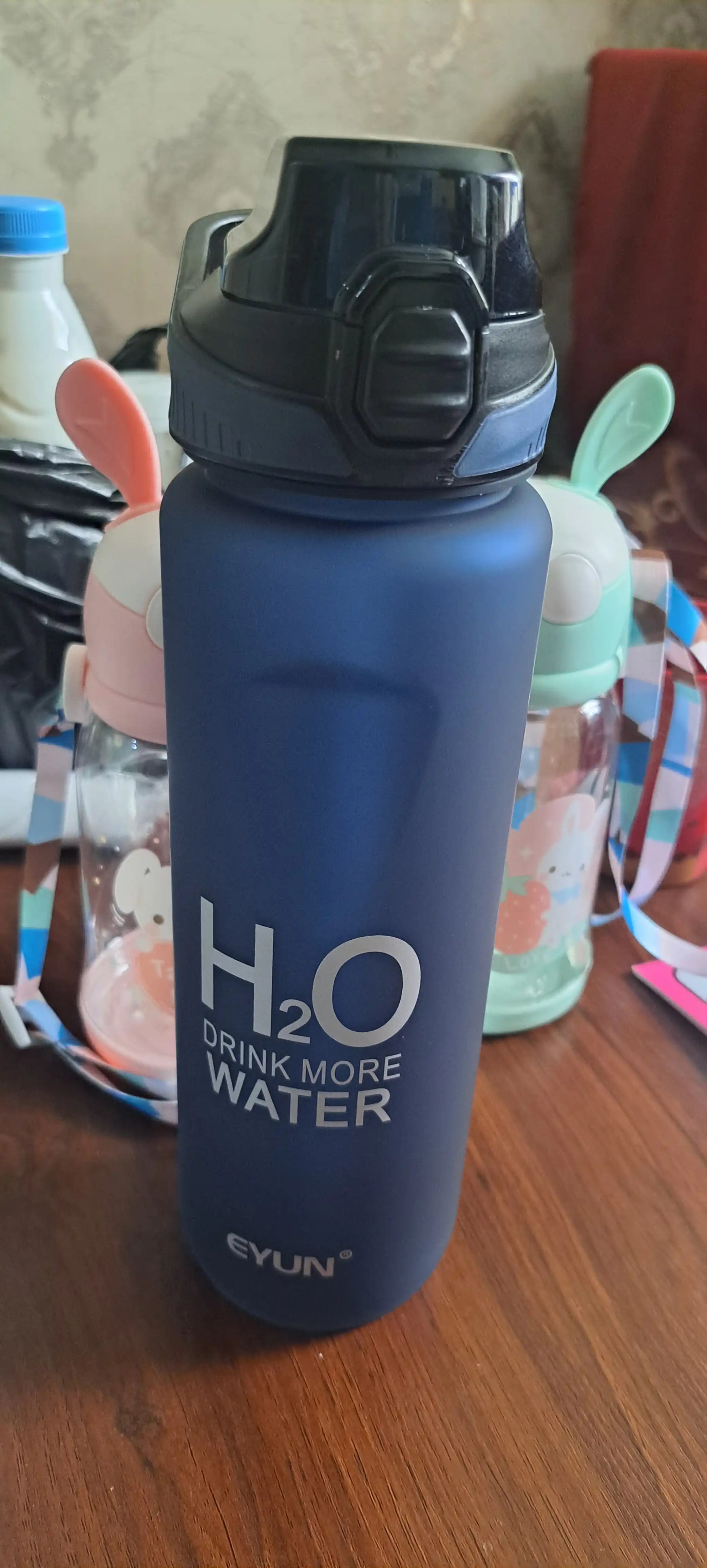 Mat sport suv idishi, qulfli, H2O, 680 ml, 1000 ml