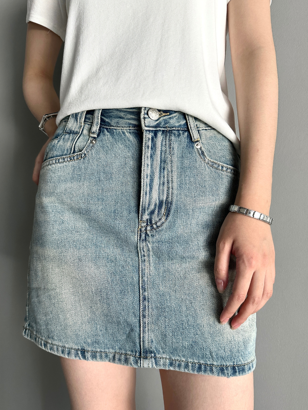 Yuzda quritilgan sperma tomchisi Porno tort