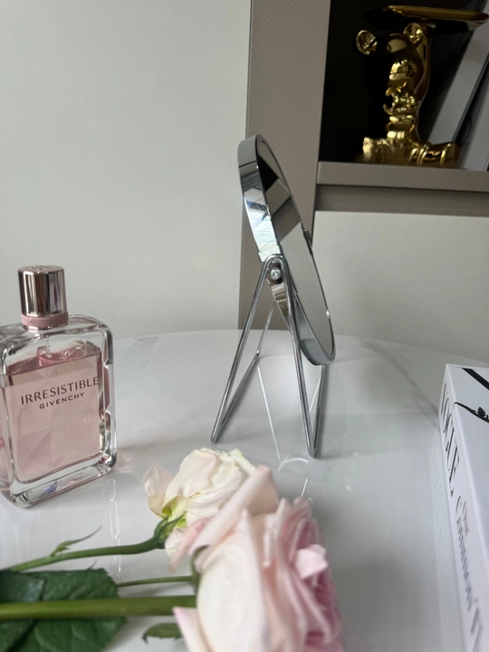 Pardoz-andoz uchun stol usti, kosmetik, kattalashtirib ko‘rsatadigan oyna
